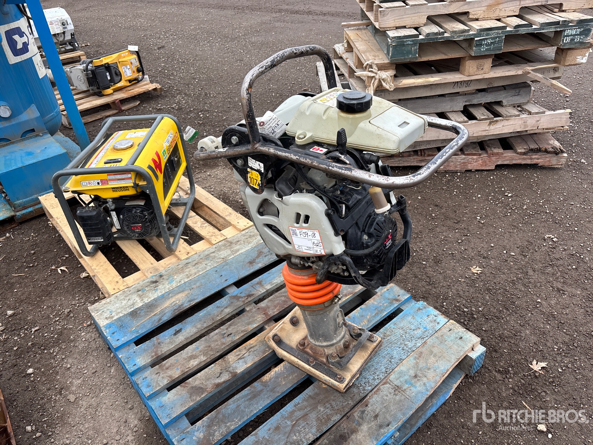 General Appearance with Imagen: esquina trasera izquierda