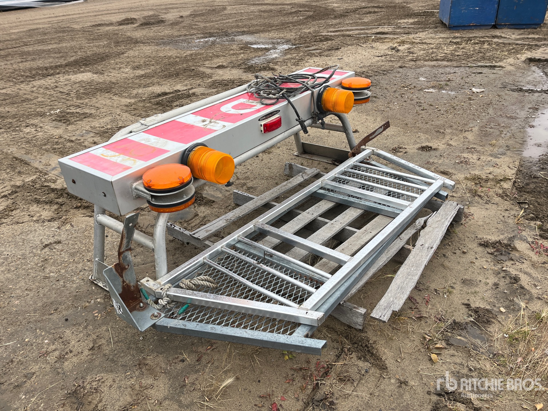 General Appearance with Zdjęcie, lewy dolny róg