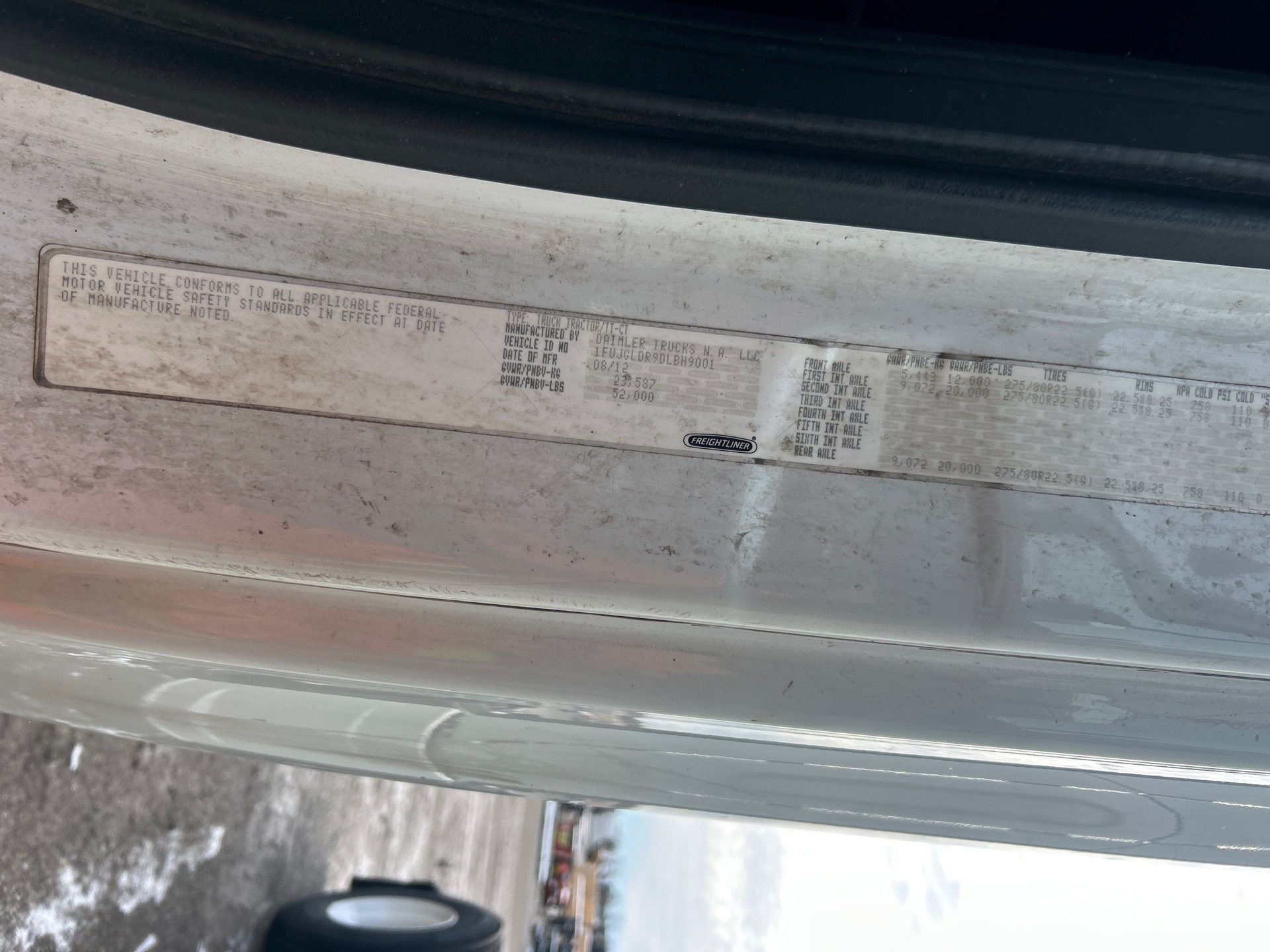 General Appearance with Seriennummer / FIN