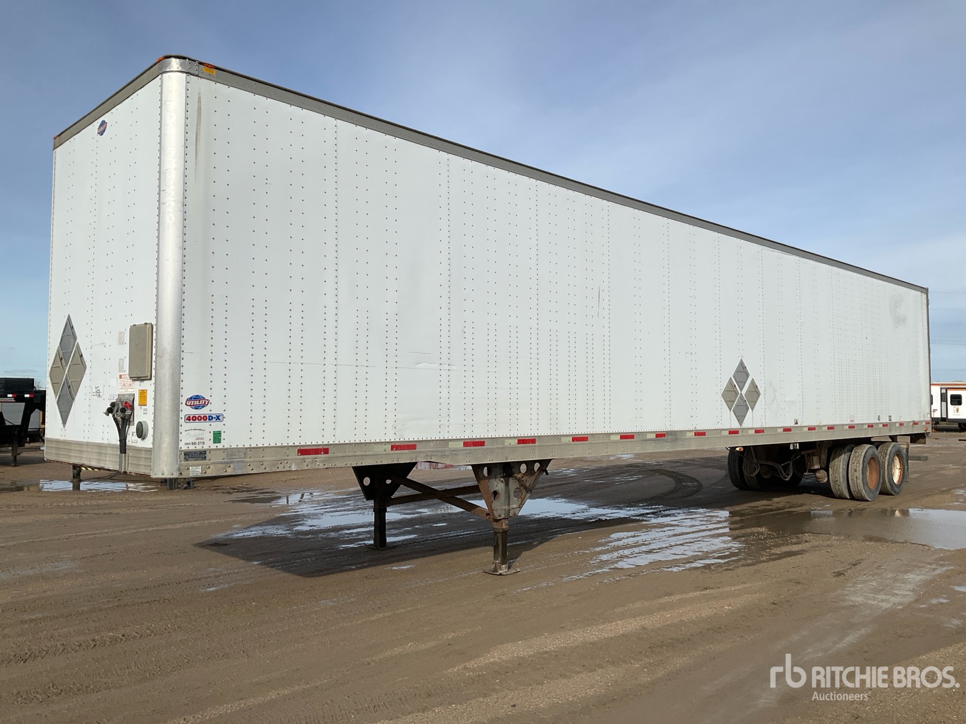 Aspect général with Image, coin avant gauche