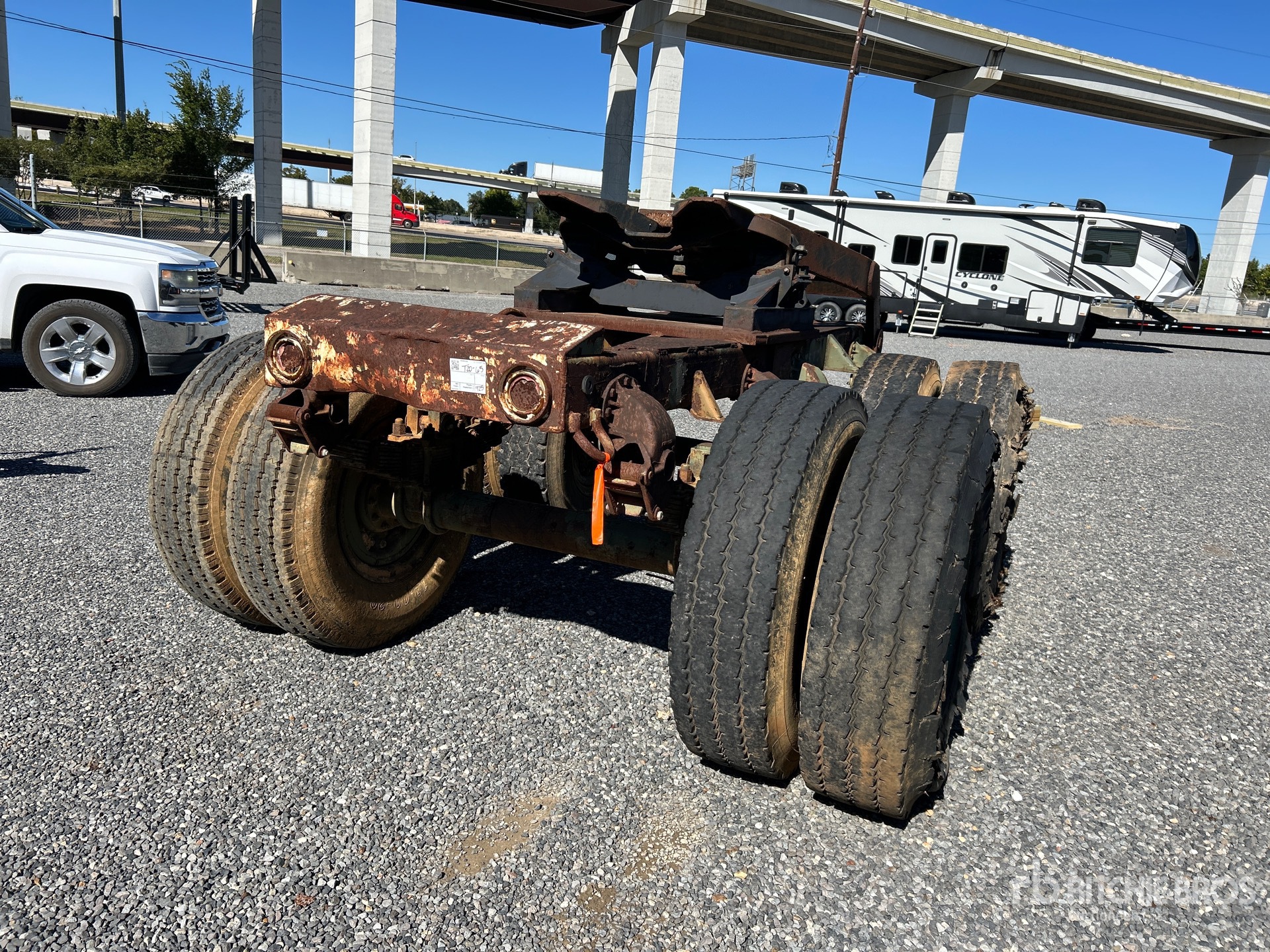 General Appearance with Bild, Ecke hinten rechts