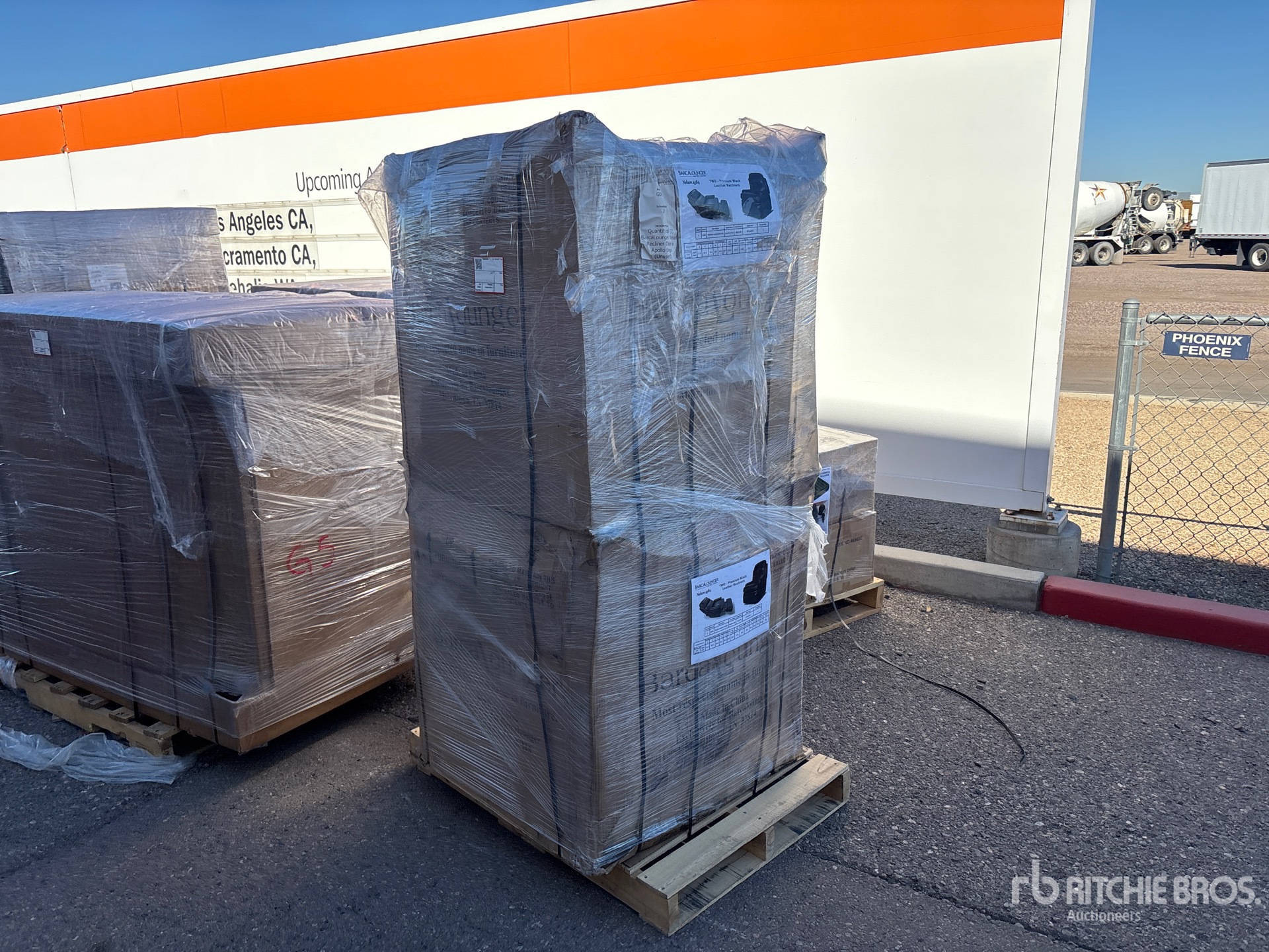 General Appearance with Picture, Left Front Corner