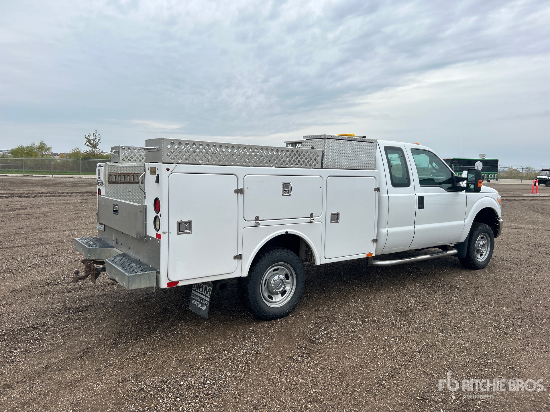 General Appearance with Bild, Ecke hinten rechts