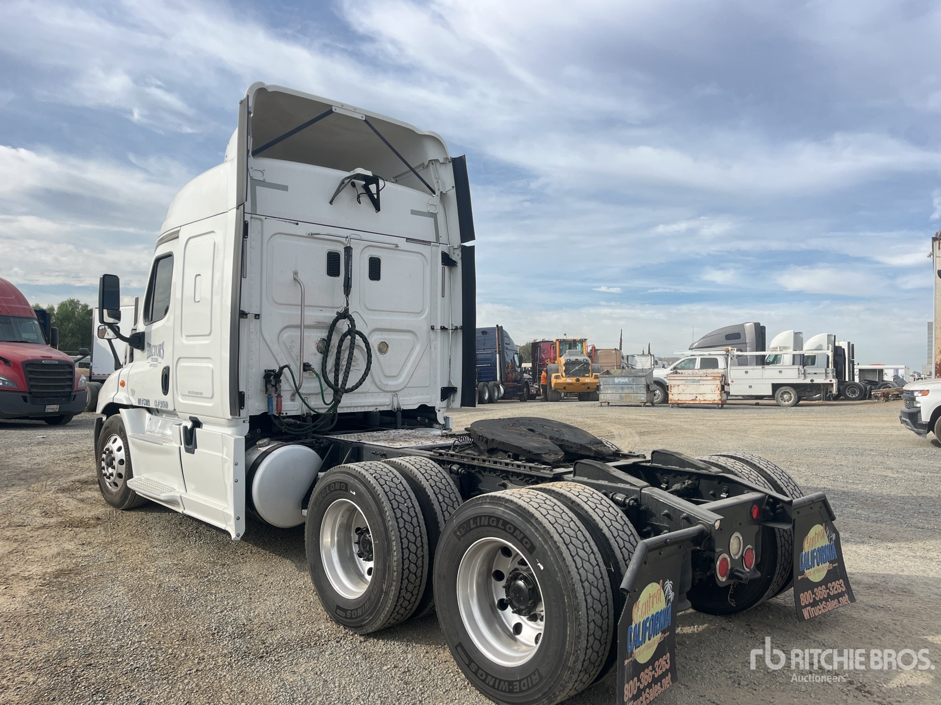 General Appearance with Zdjęcie, lewy dolny róg