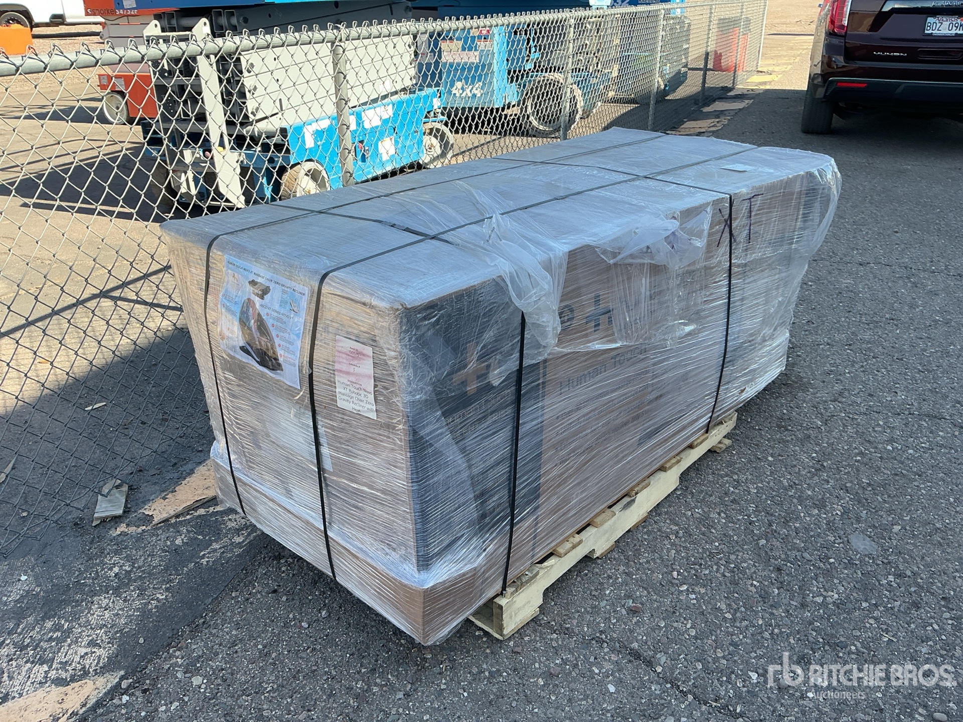 General Appearance with Bild, Ecke hinten rechts