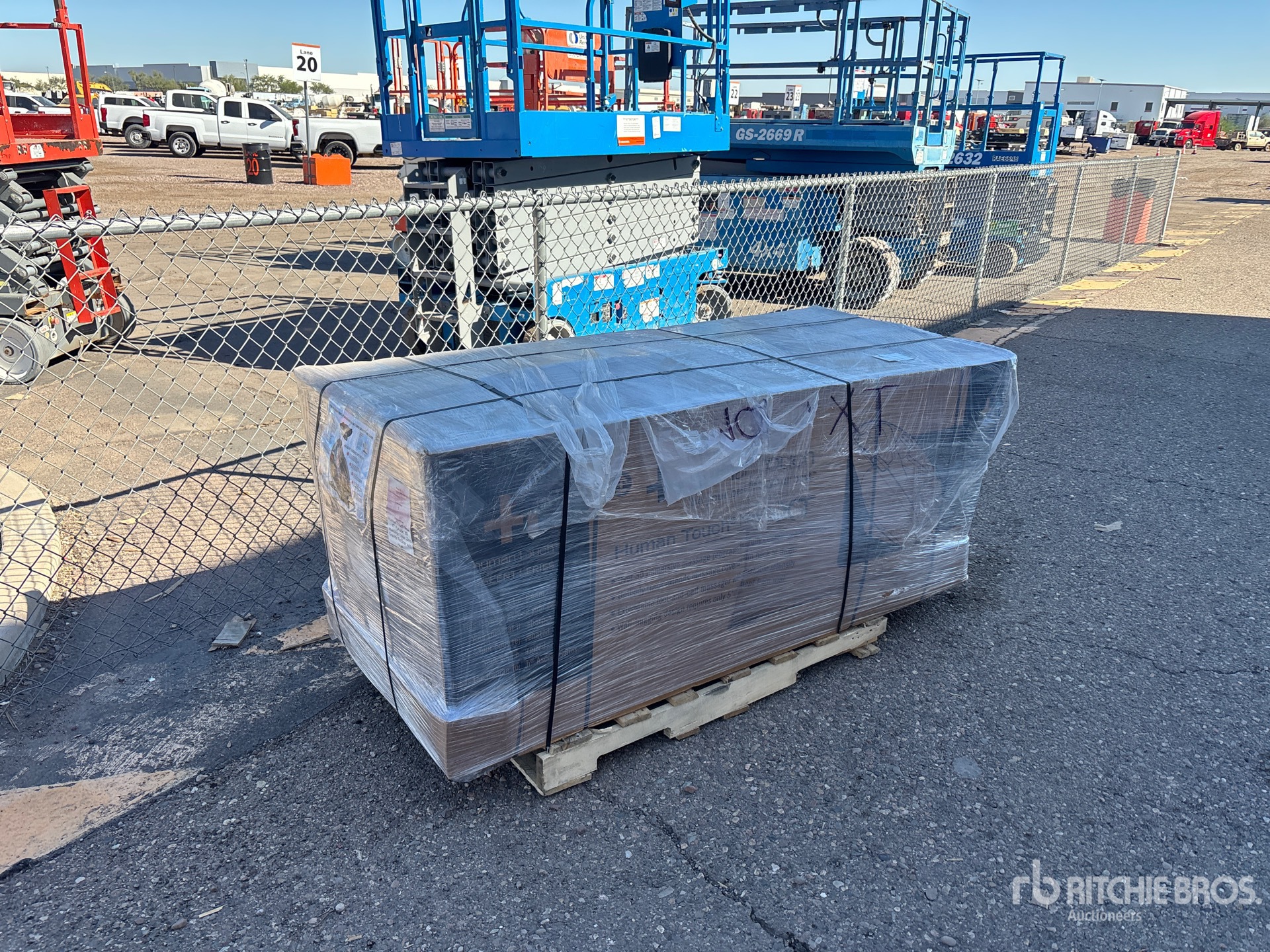 General Appearance with Picture, Left Front Corner