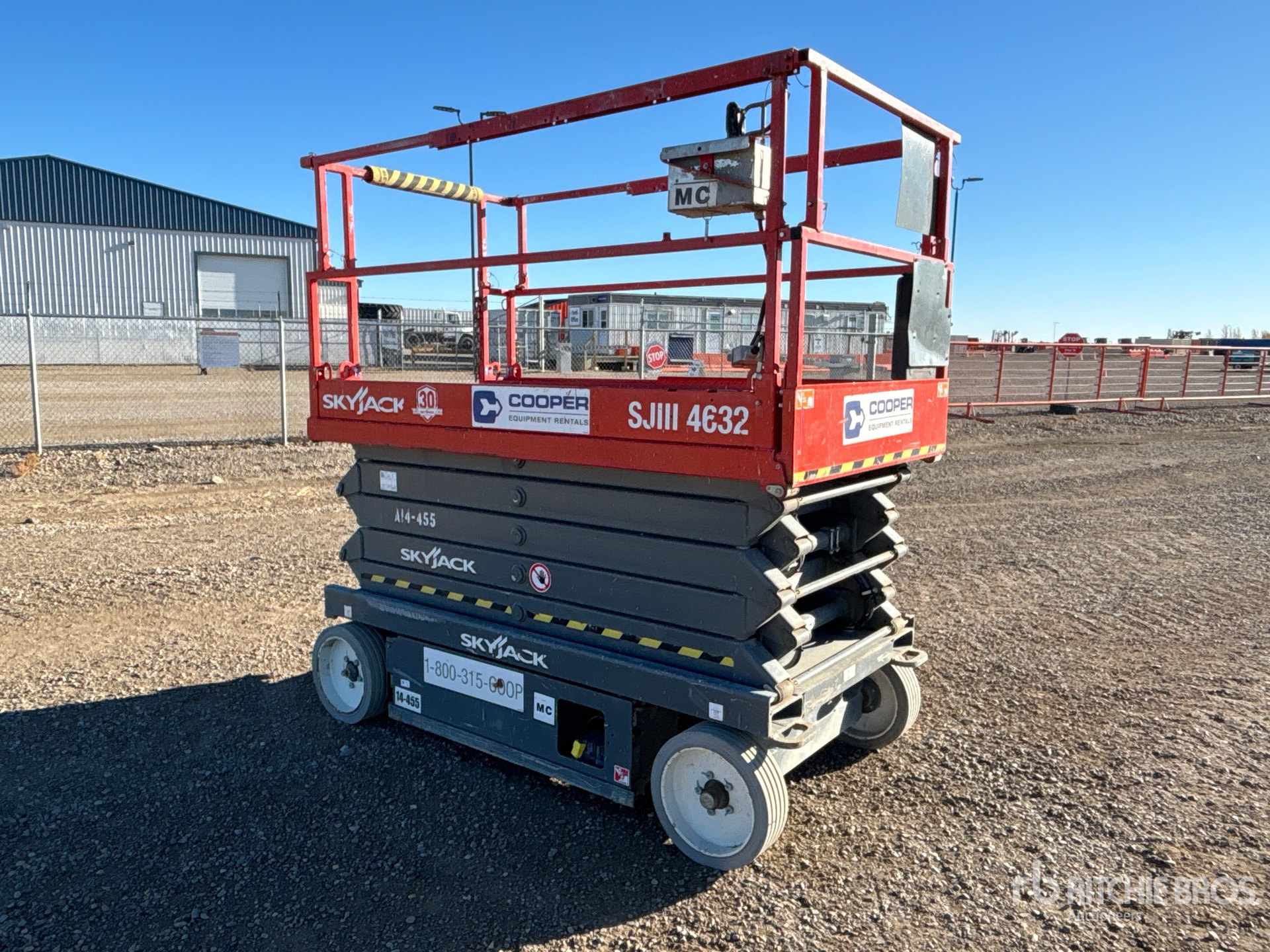 General Appearance with Image, coin avant droit