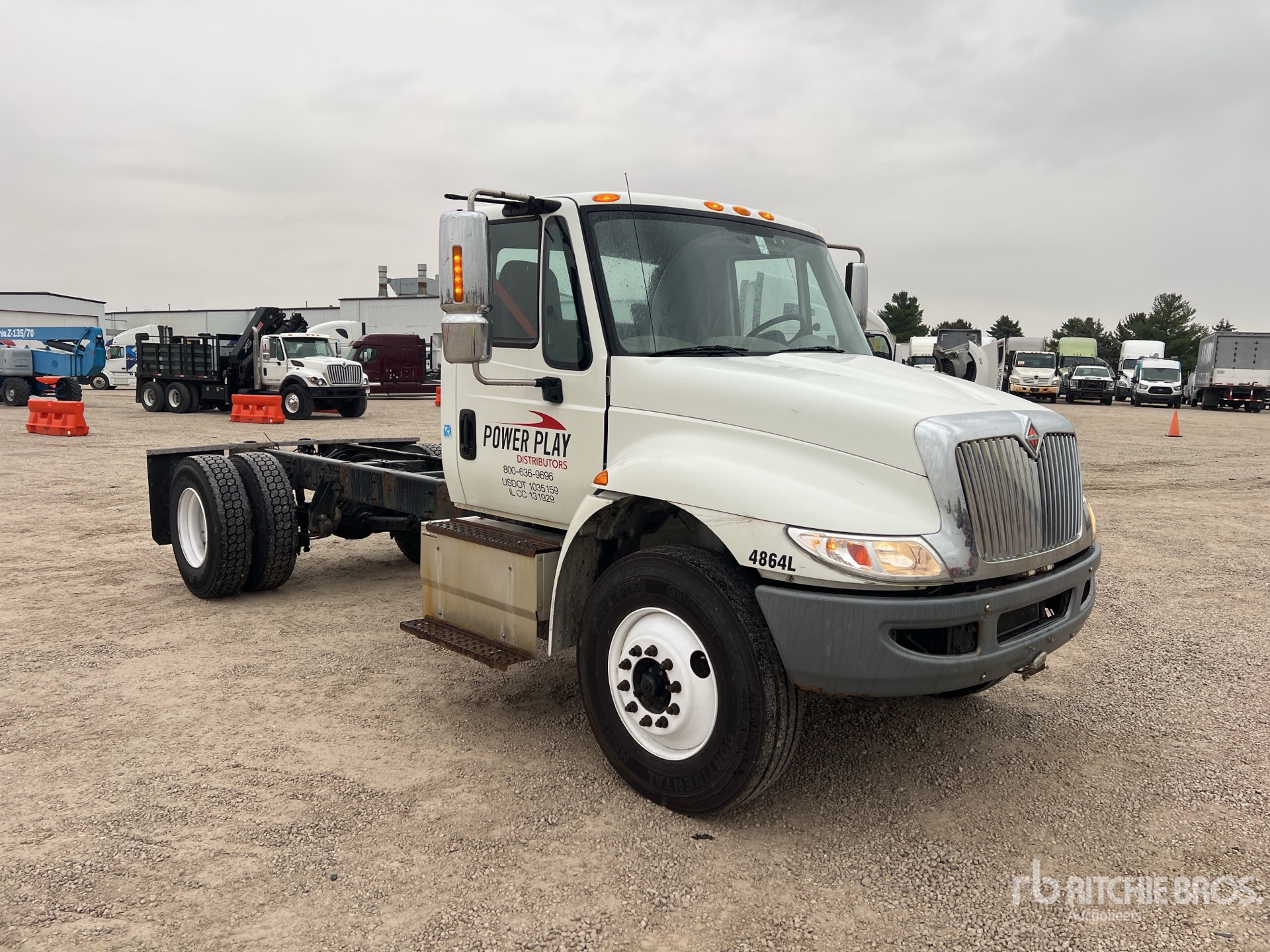 General Appearance with Bild, Ecke vorne rechts