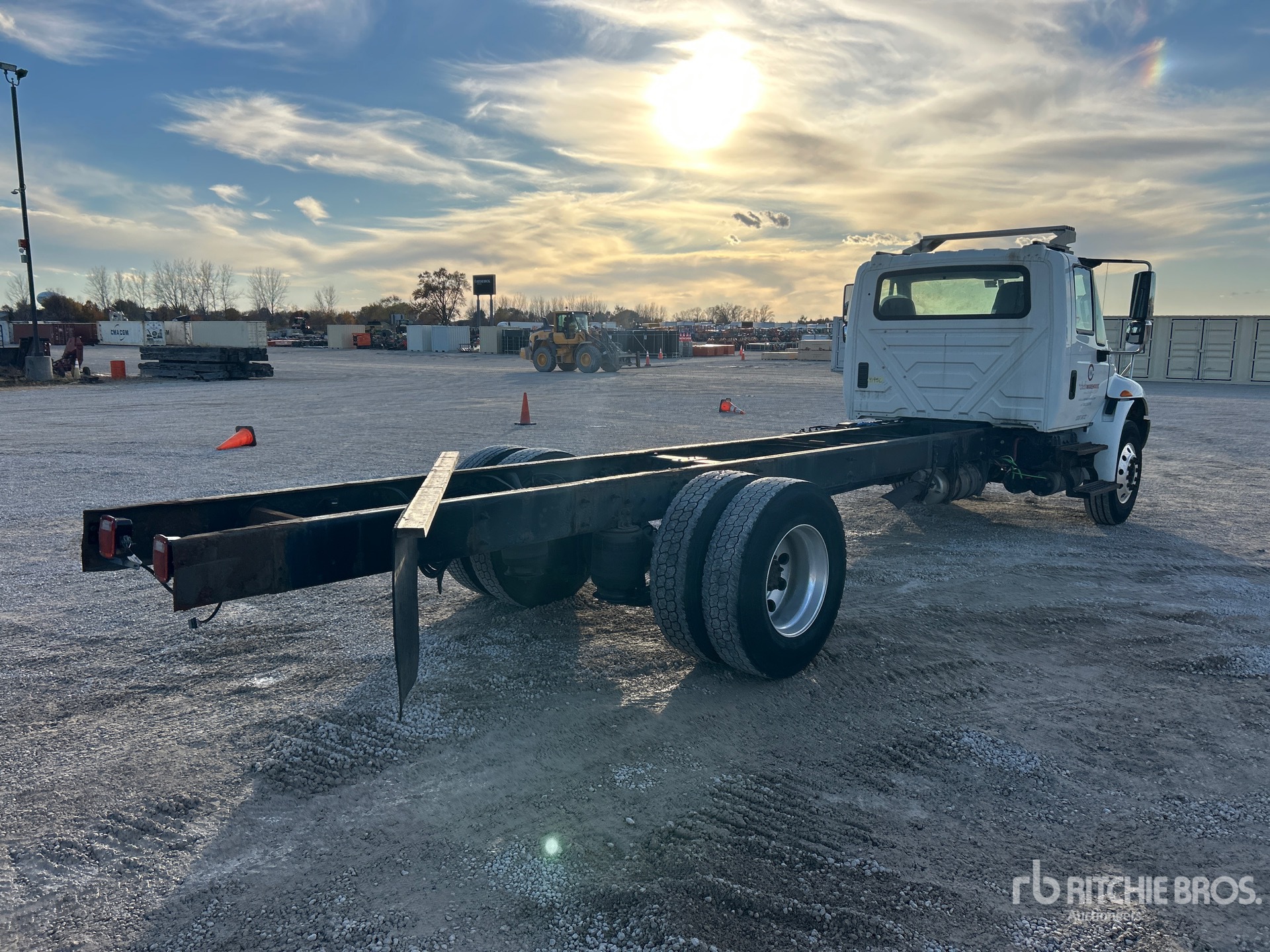 General Appearance with Bild, Ecke hinten rechts