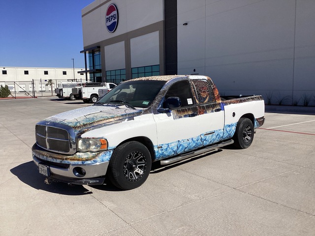2004 Dodge Ram 1500 Extended Cab Pickup