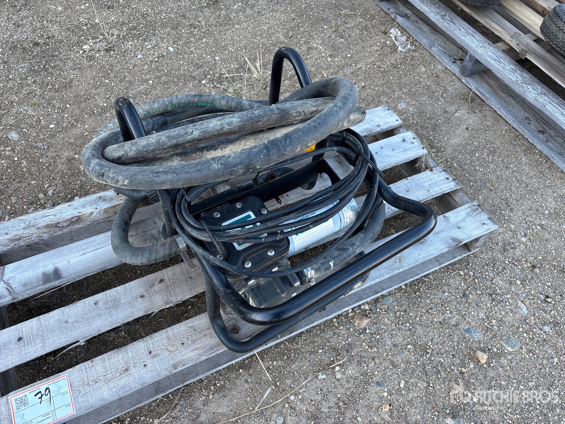 General Appearance with Featured Photo