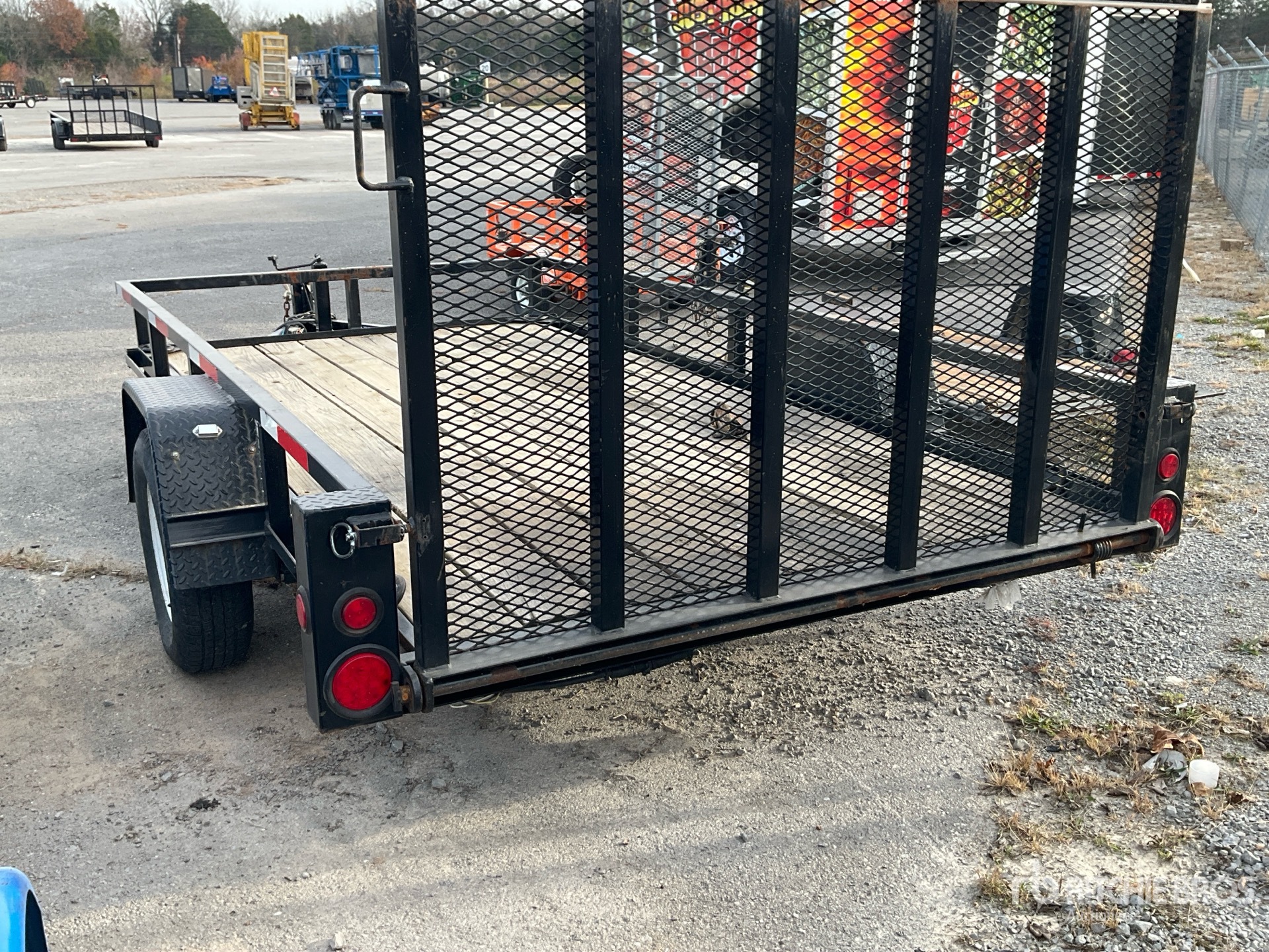 General Appearance with Picture, Left Rear Corner