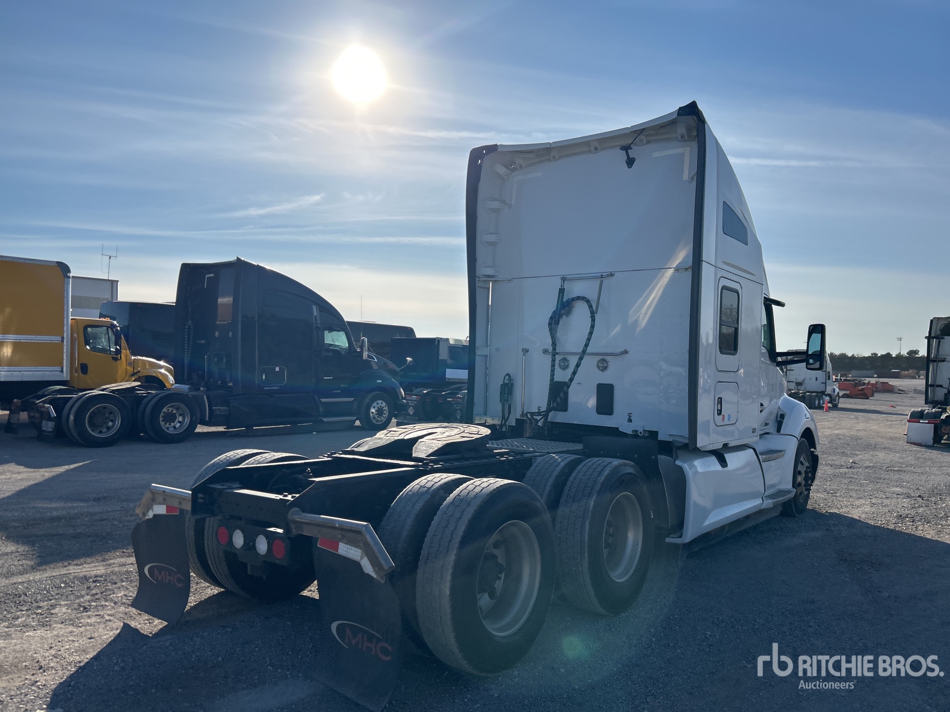 General Appearance with Image, coin arrière droit