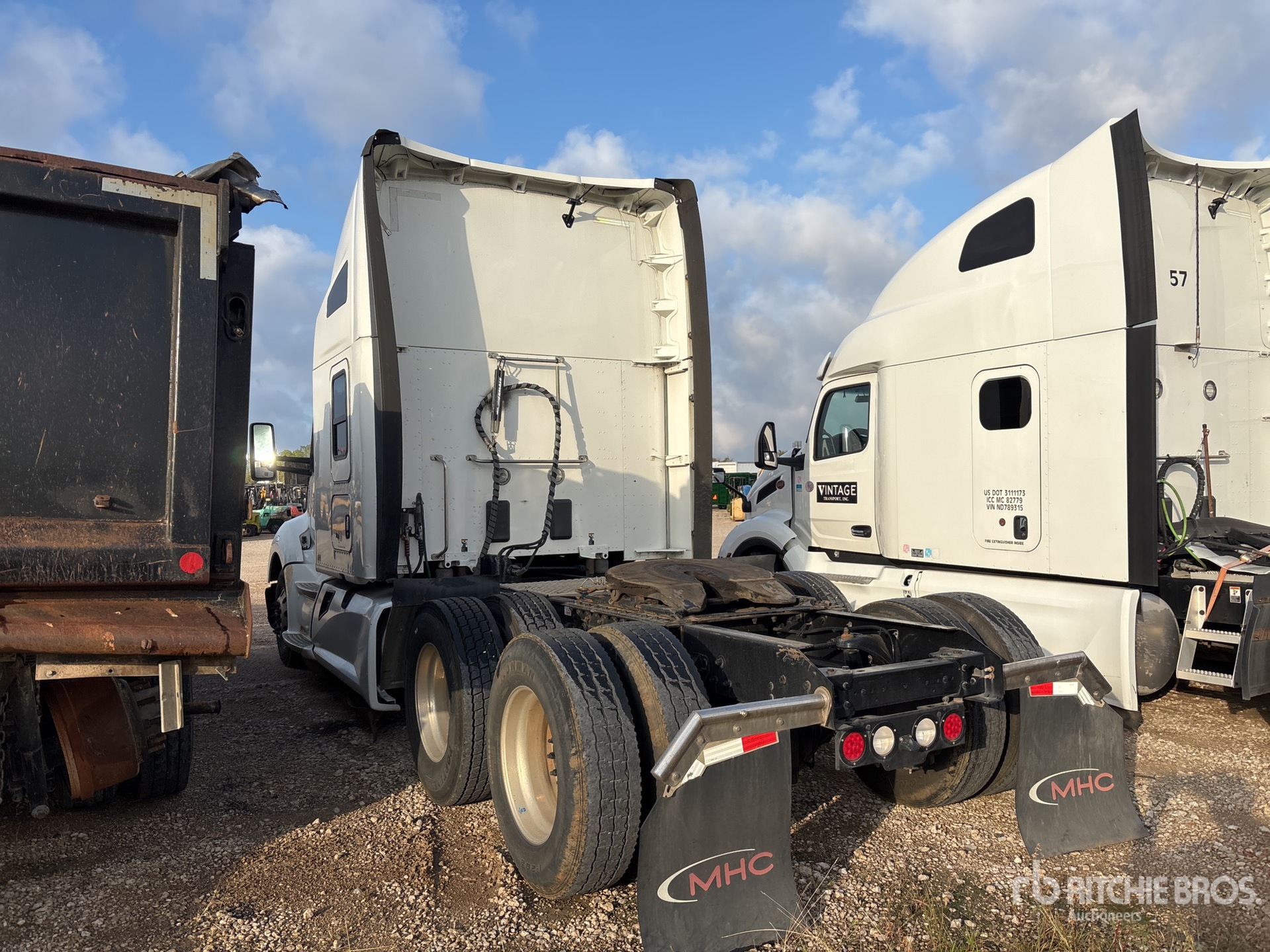 General Appearance with Imagen: esquina trasera izquierda