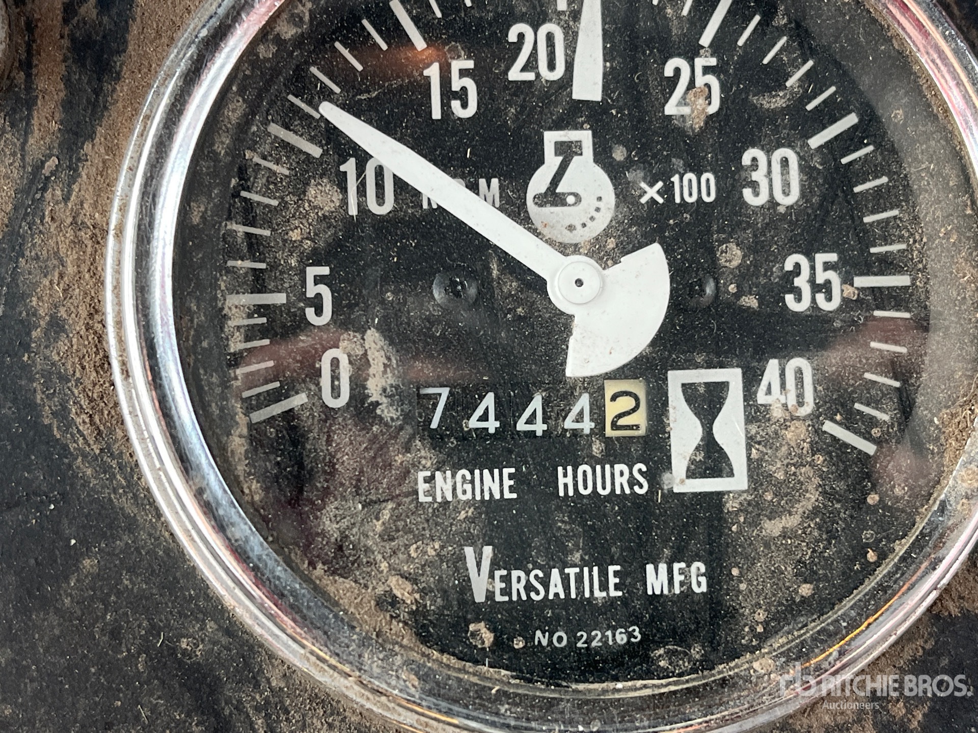 General Appearance with Hour Meter / Odometer