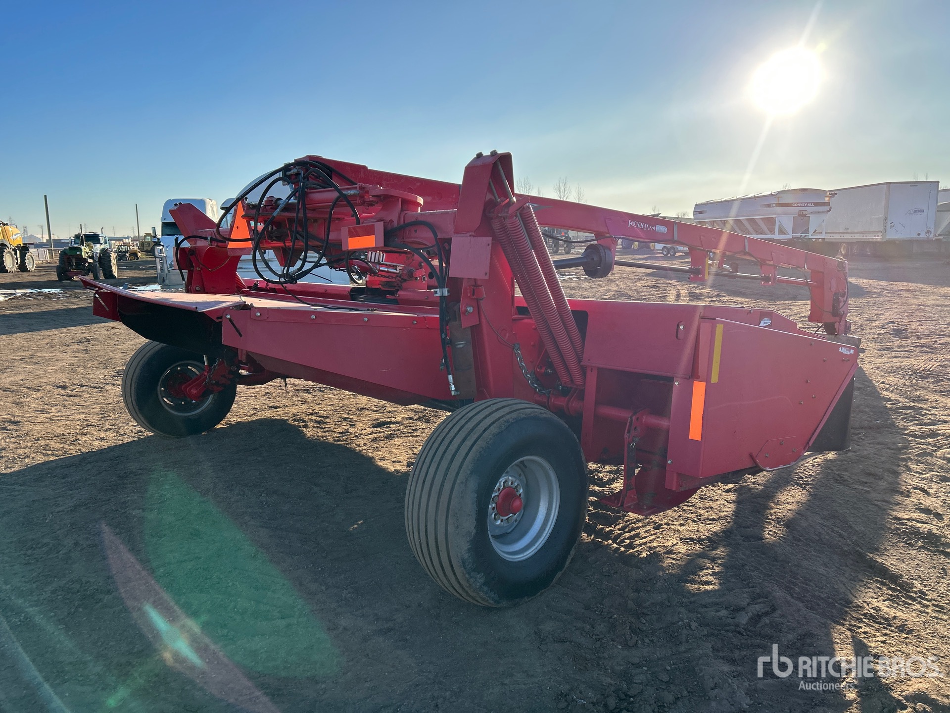 General Appearance with Foto, angolo anteriore sinistro