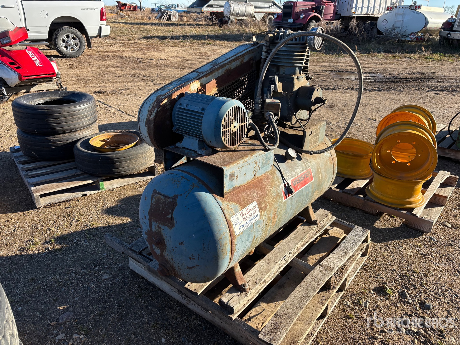 General Appearance with Picture, Left Front Corner