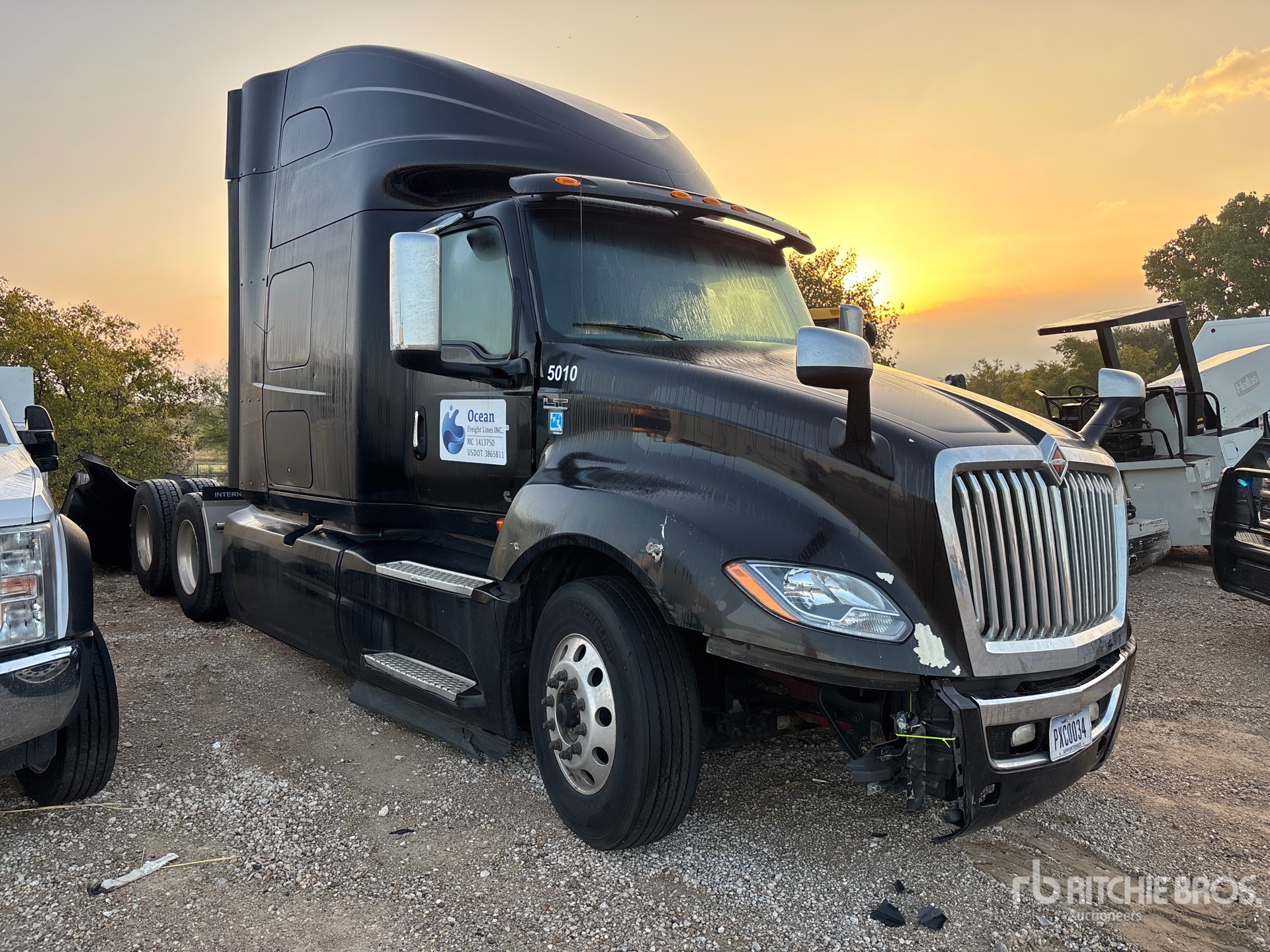 General Appearance with Imagen: esquina delantera derecha