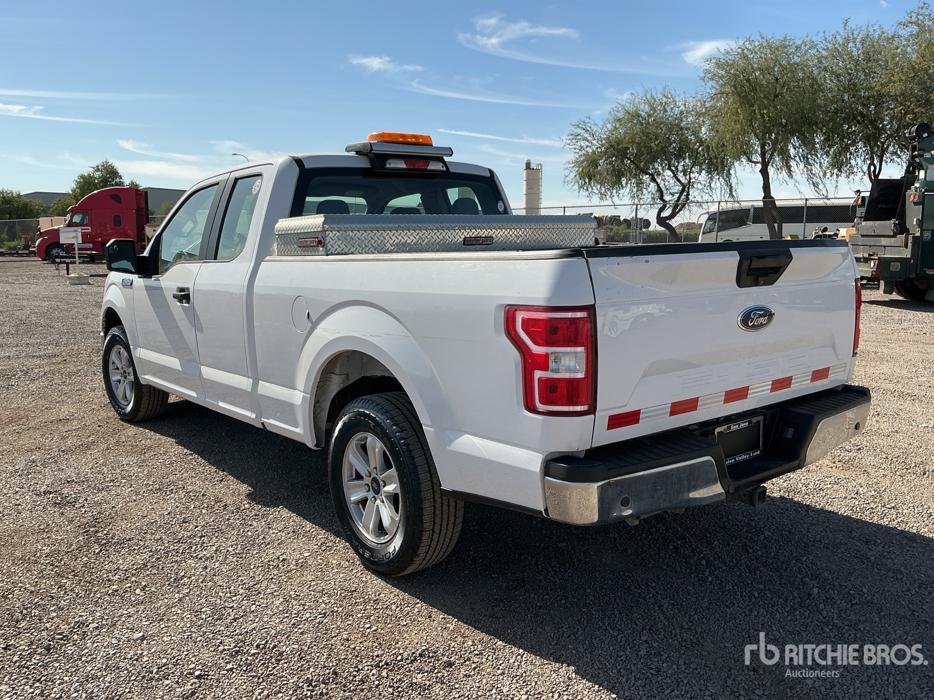 General Appearance with Picture, Left Rear Corner