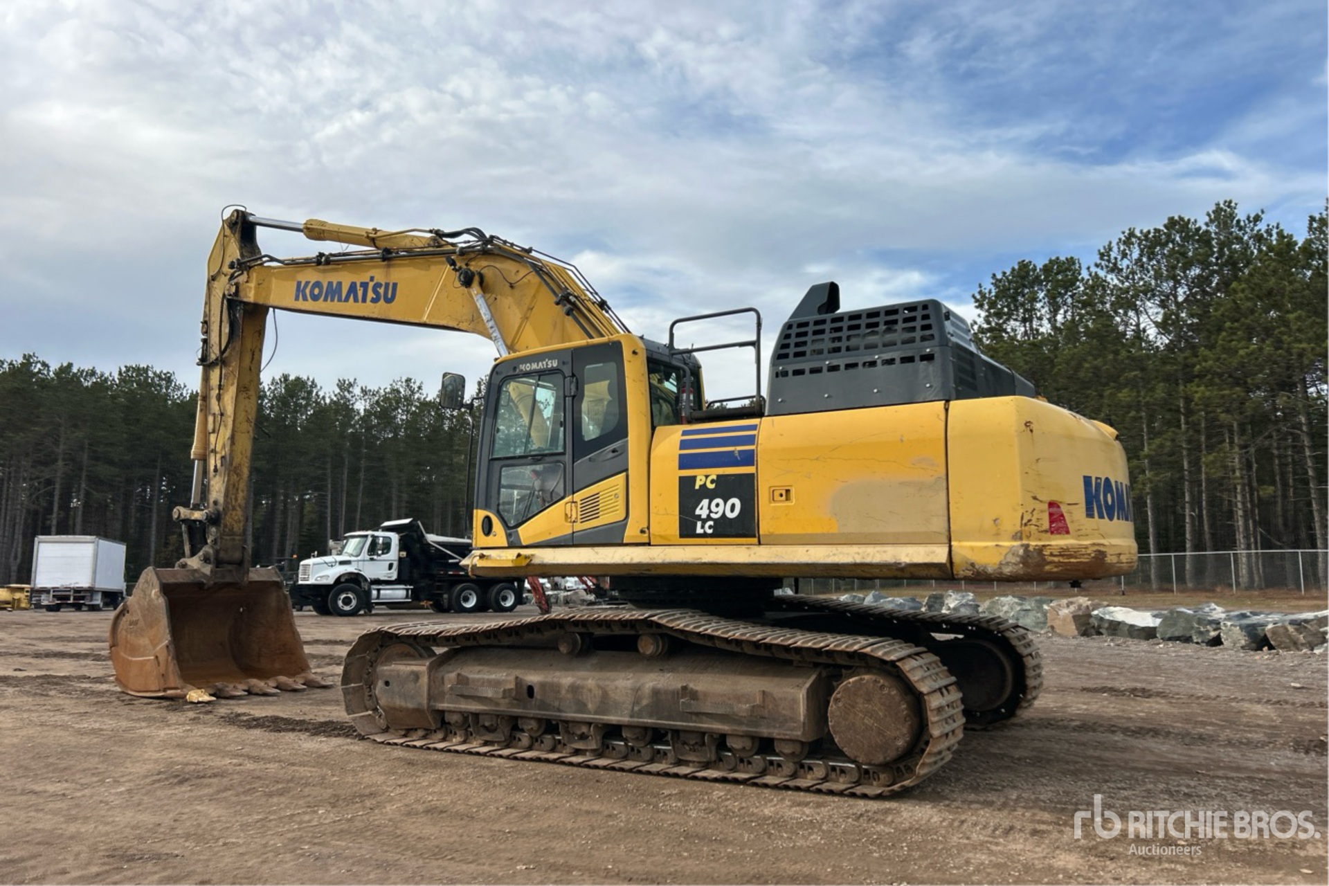 General Appearance with Bild, Ecke hinten links