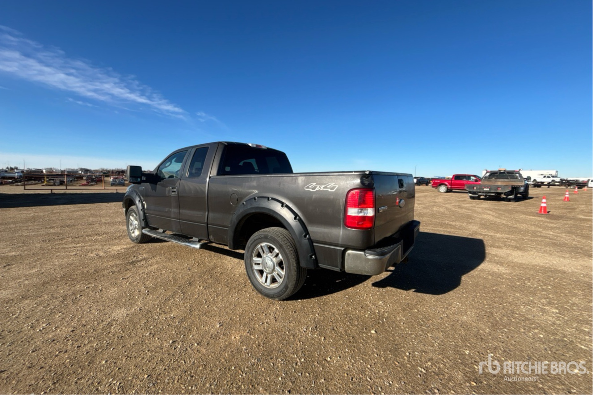 Aspect général with Image, coin arrière gauche