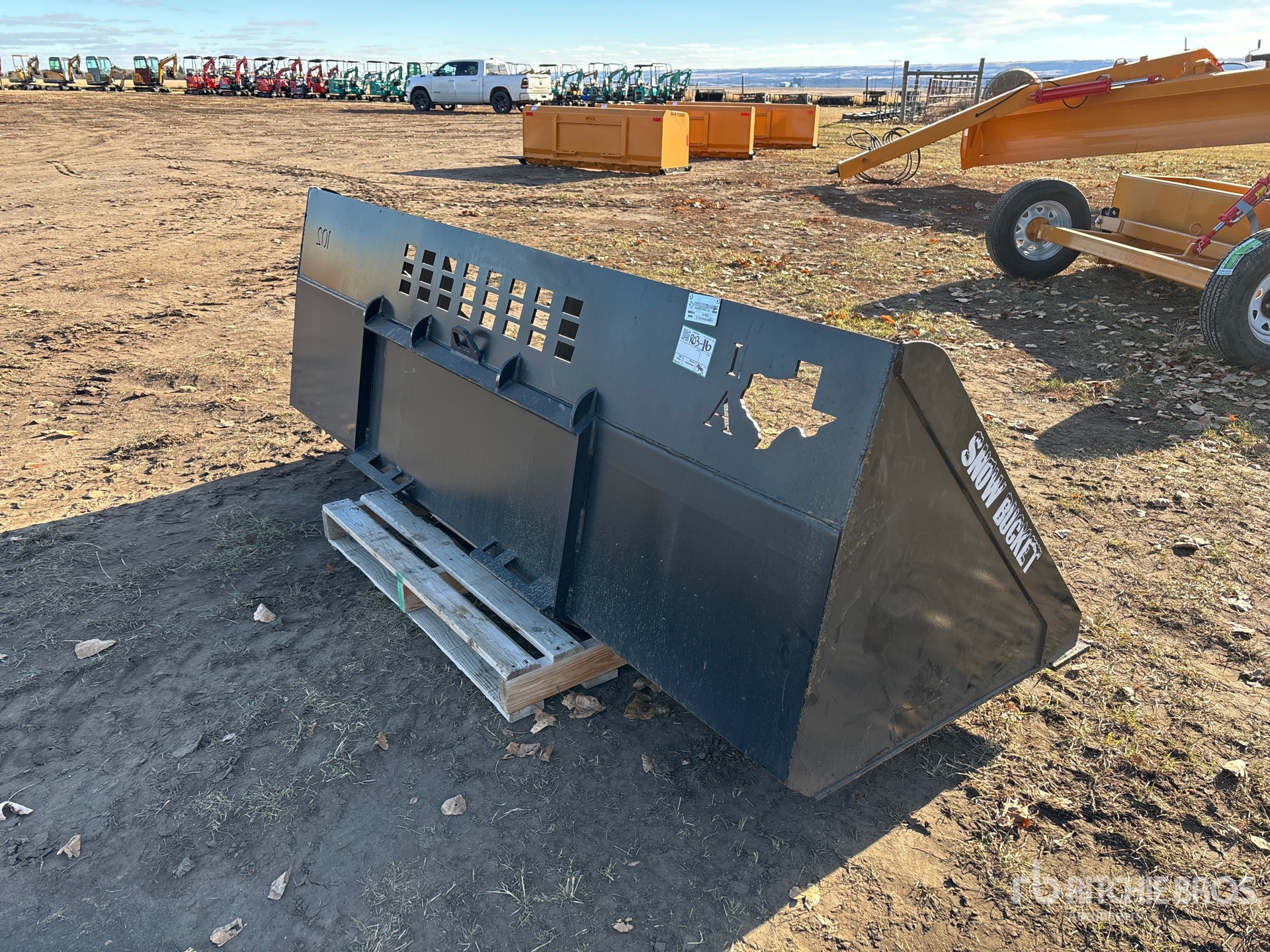 General Appearance with Bild, Ecke hinten rechts