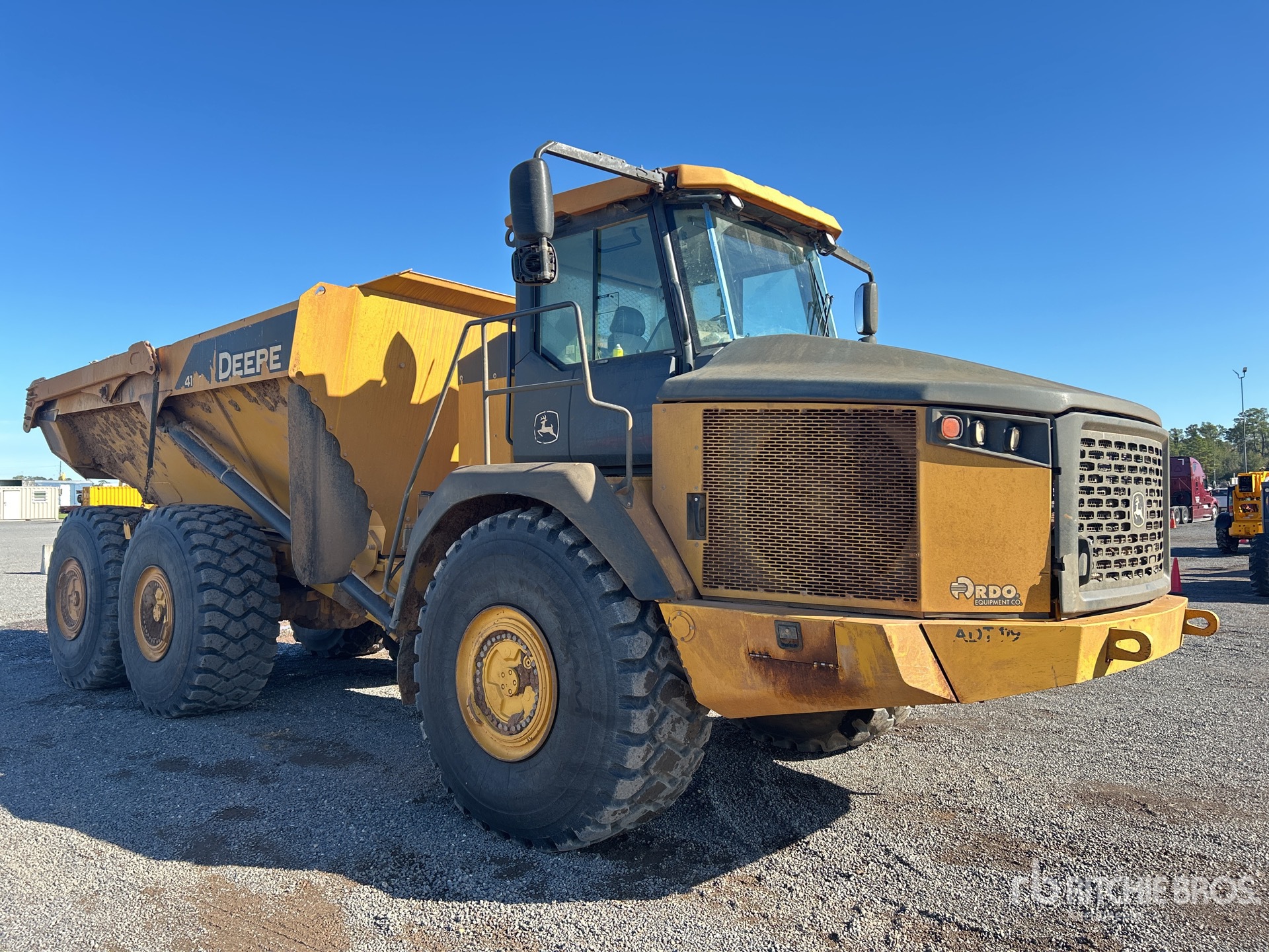 General Appearance with Picture, Right Front Corner