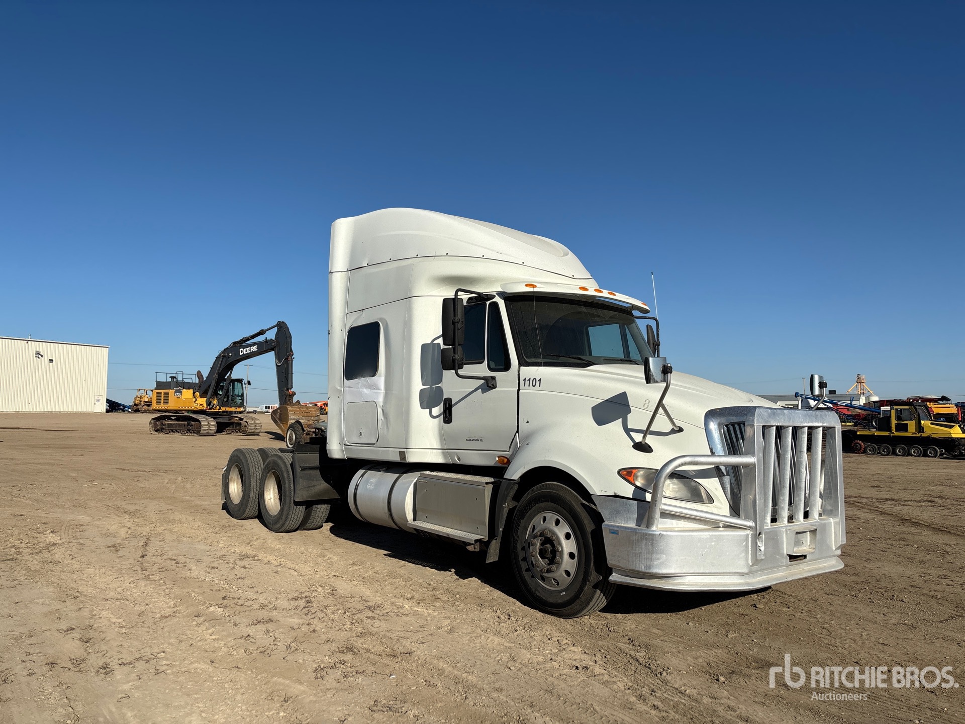 General Appearance with Picture, Right Front Corner