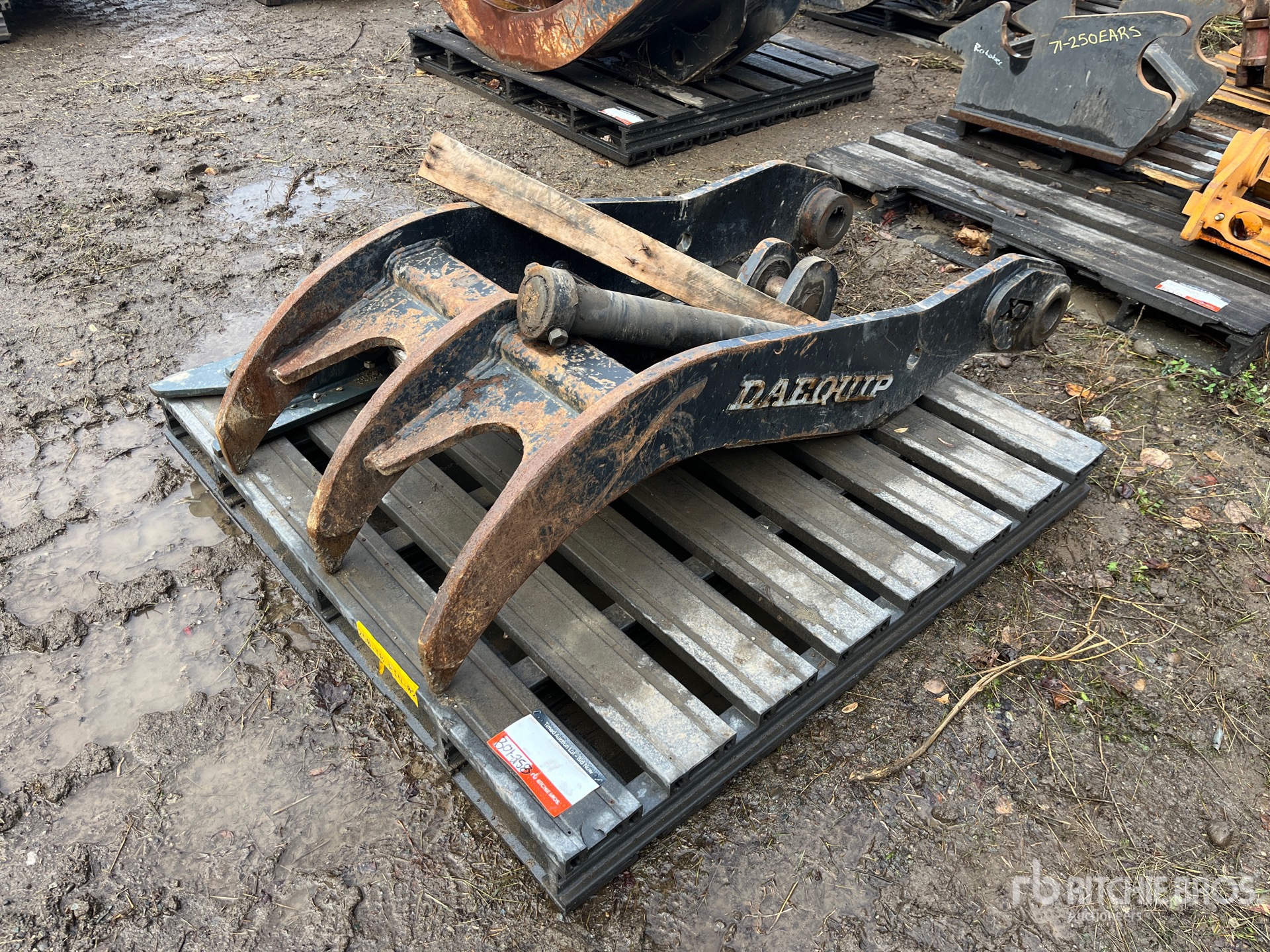 Aspect général with Image, coin avant gauche