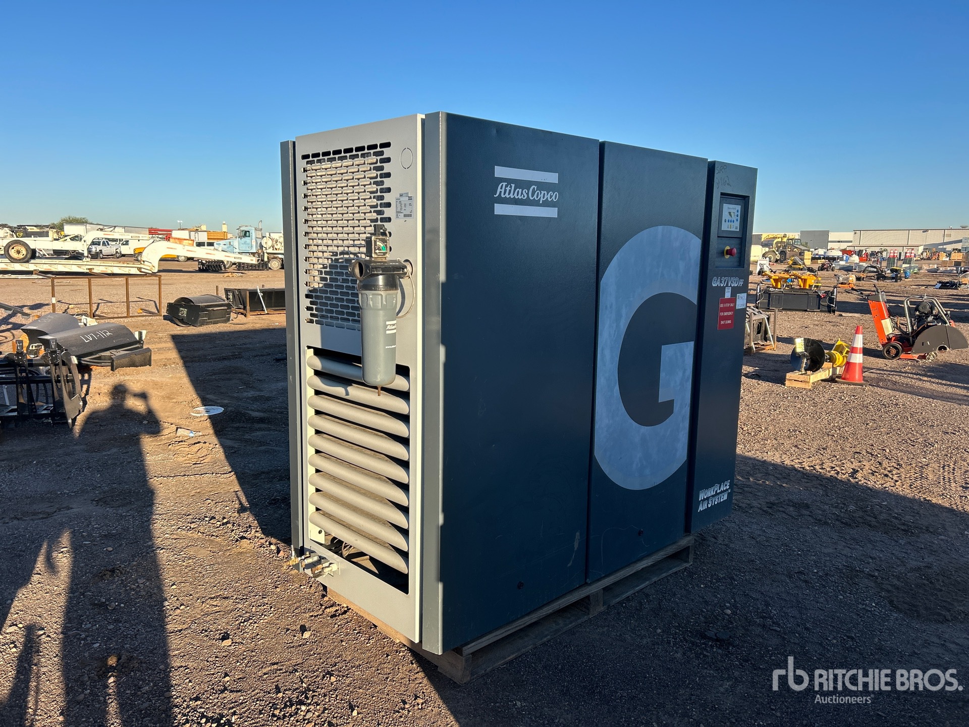 General Appearance with Picture, Right Front Corner