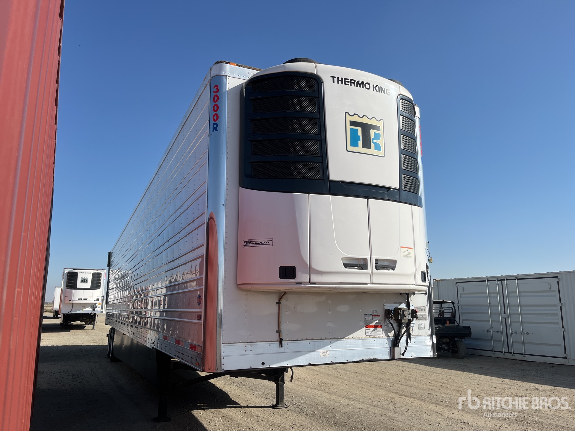 Aspect général with Image, coin avant droit