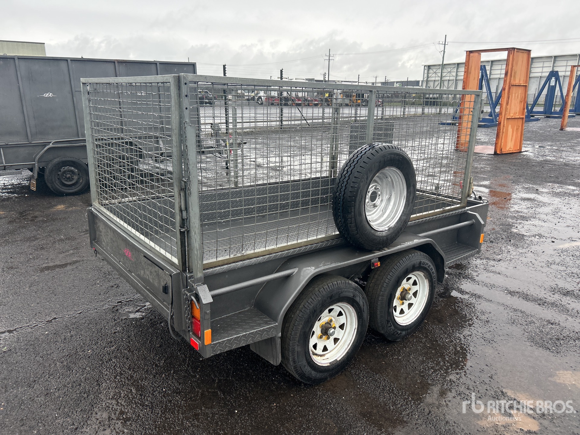 General Appearance with Picture, Left Rear Corner