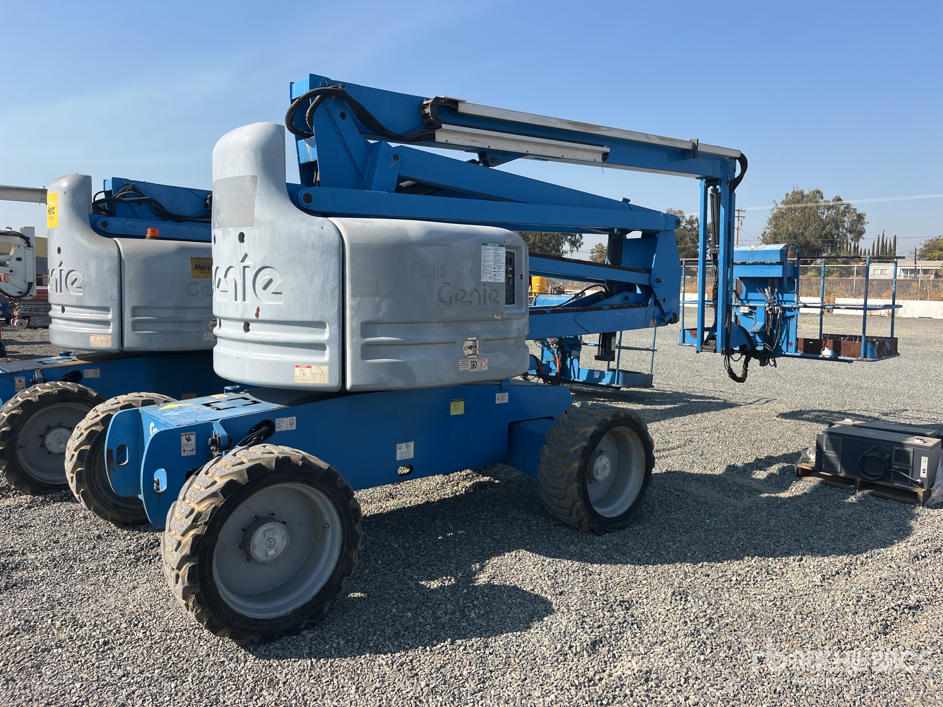 General Appearance with Imagen: esquina trasera derecha