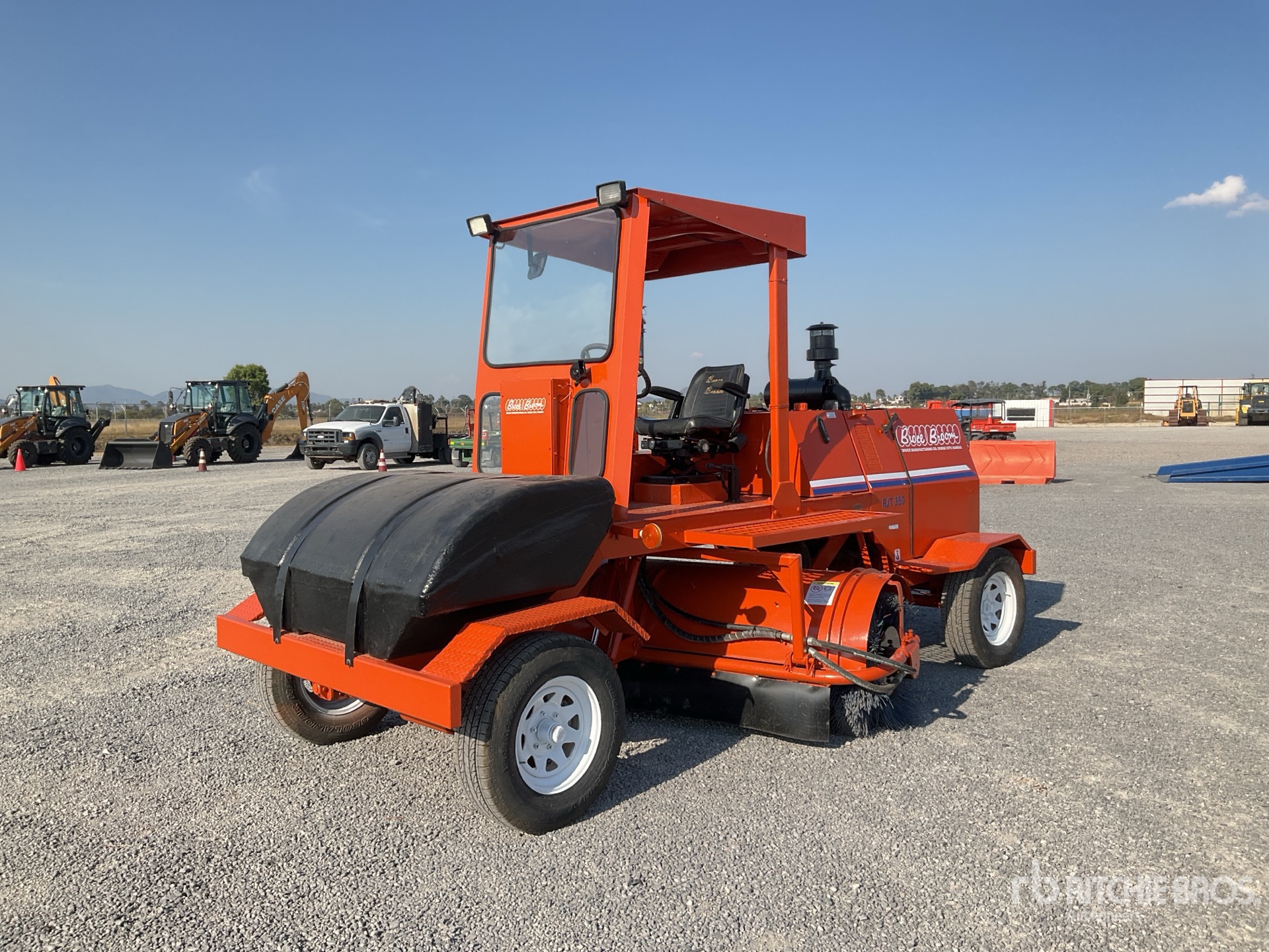 General Appearance with Featured Photo