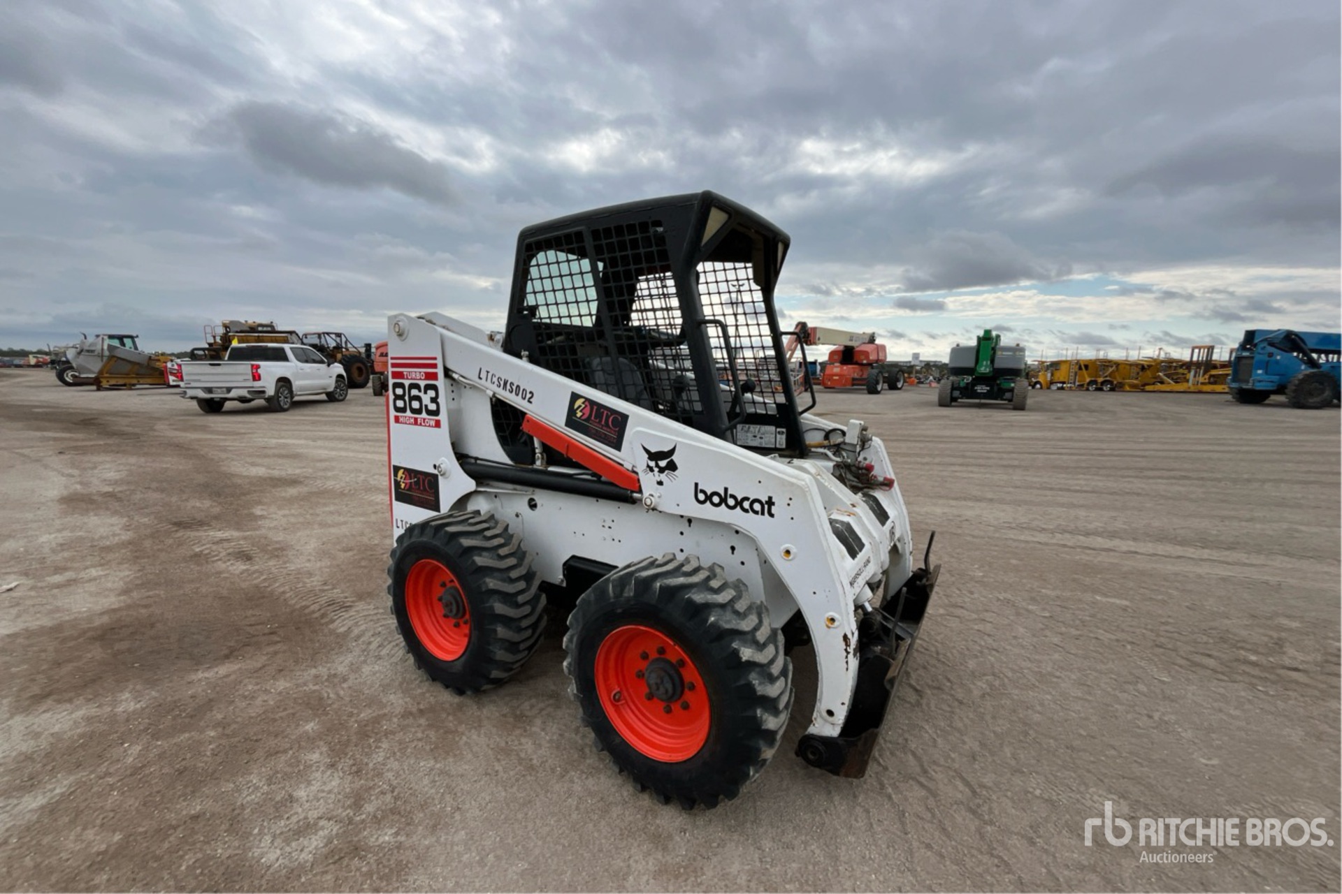 General Appearance with Picture, Right Front Corner