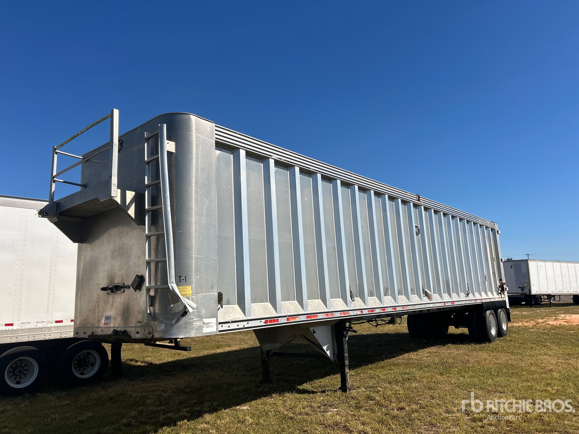 General Appearance with Featured Photo