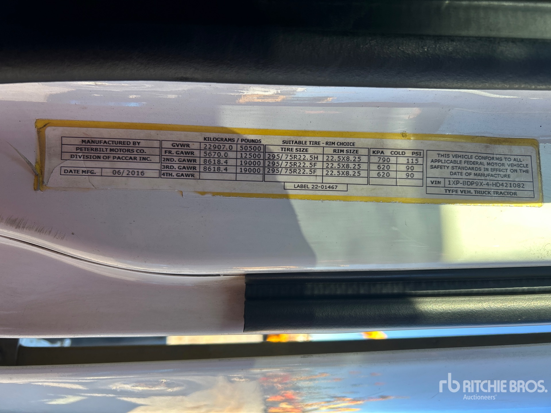 General Appearance with Numer seryjny/numer identyfikacyjny pojazdu