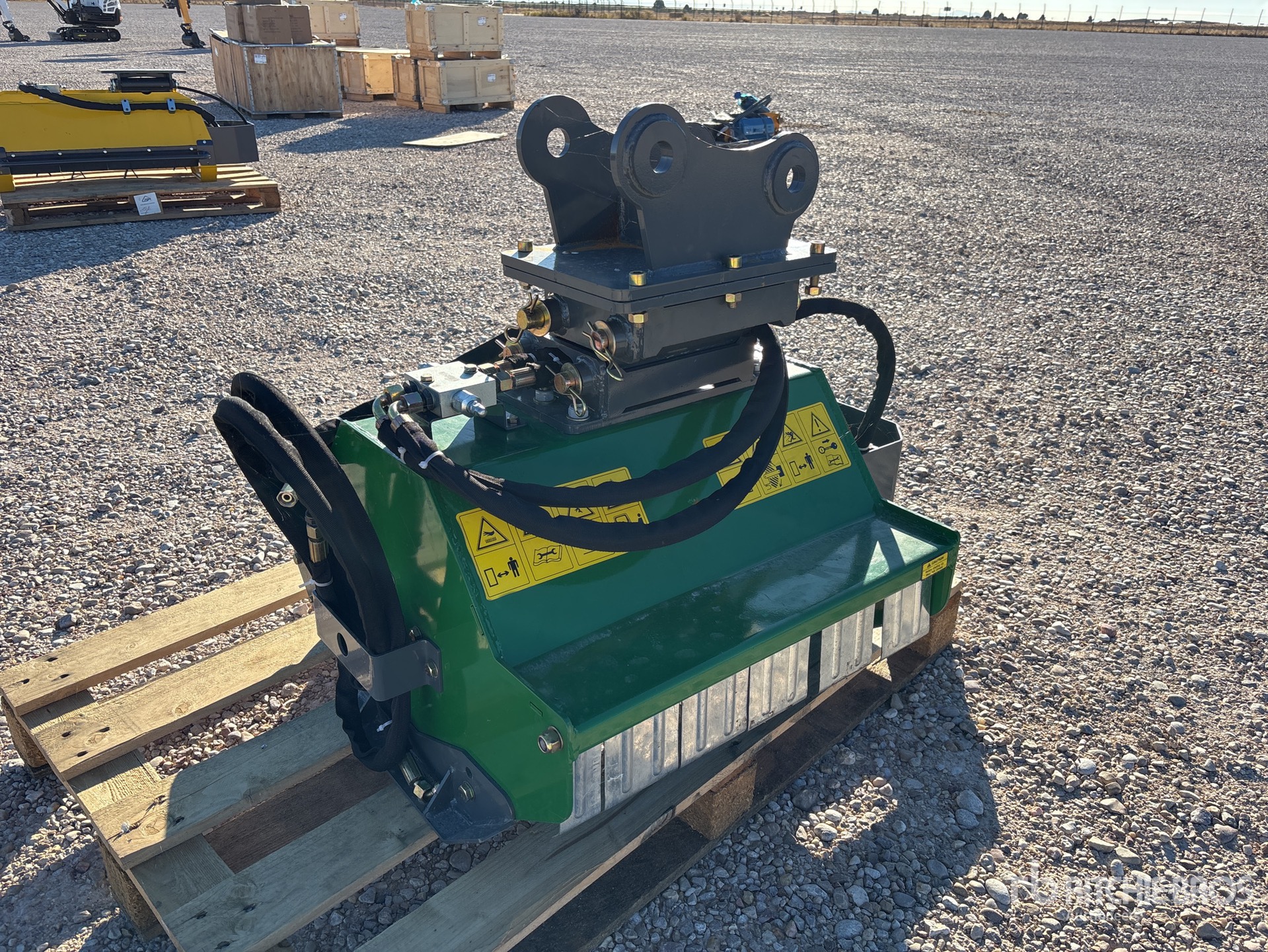 General Appearance with Bild, Ecke vorne links