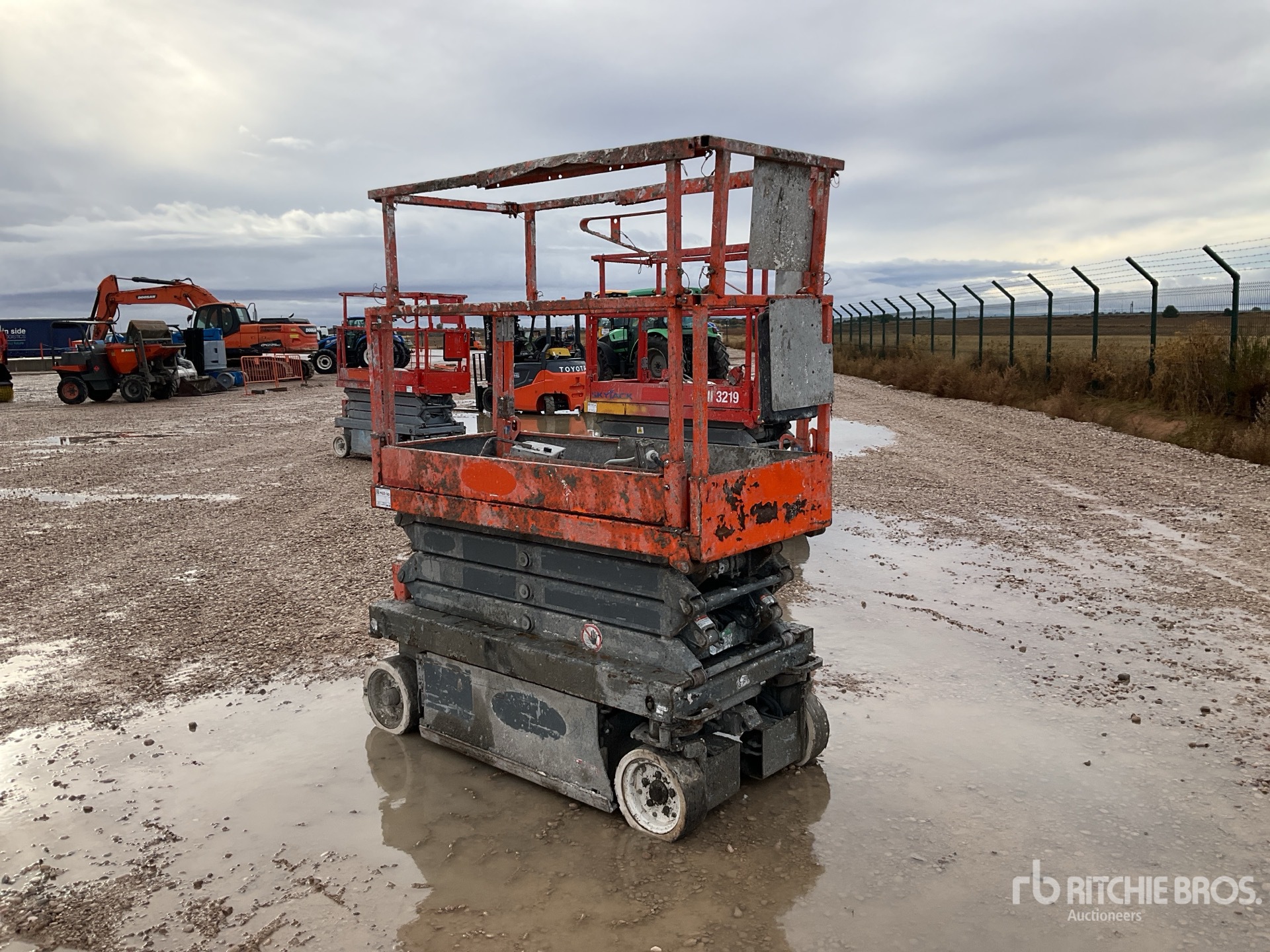 General Appearance with Imagen: esquina trasera izquierda