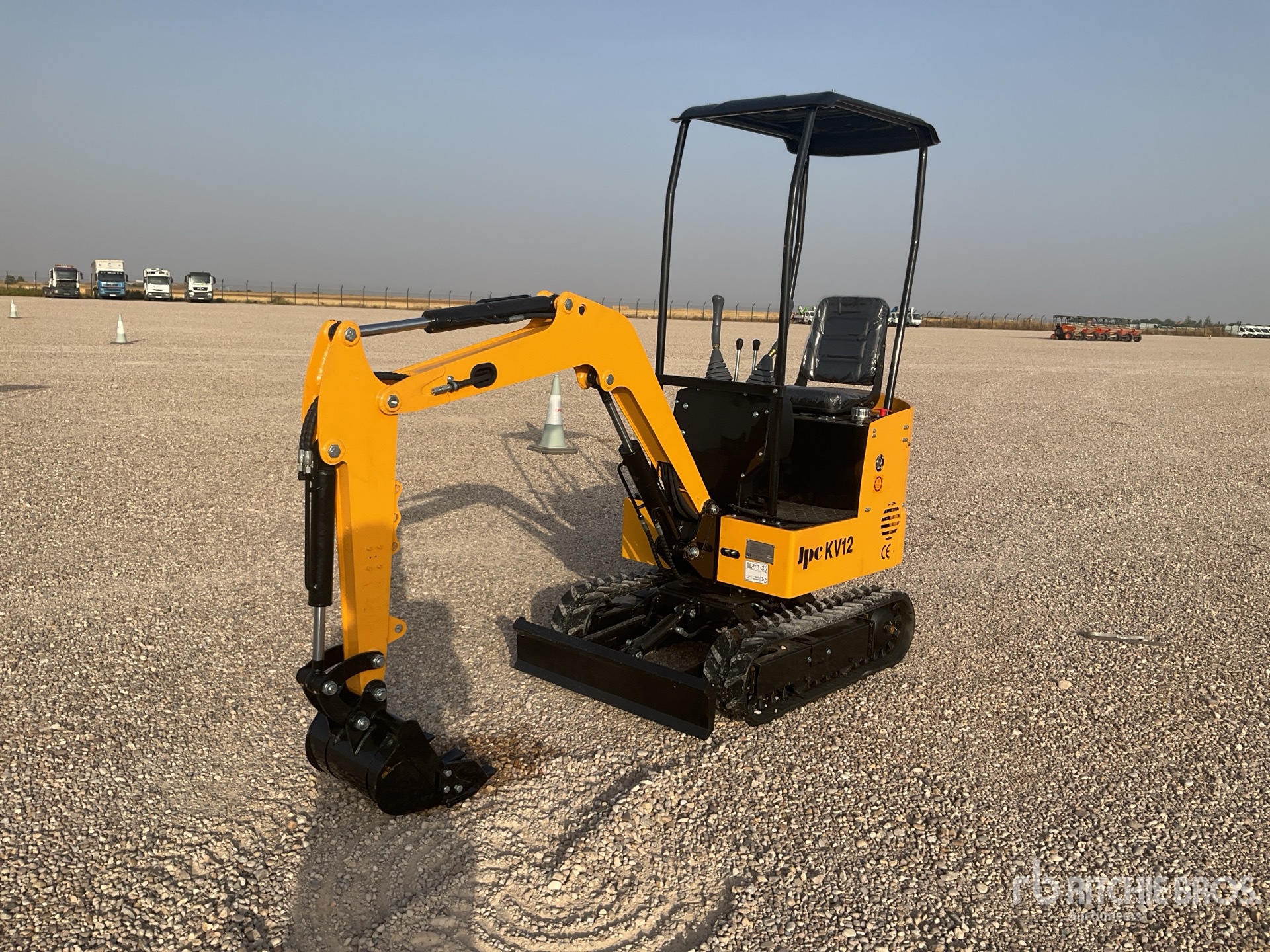 General Appearance with Picture, Left Front Corner