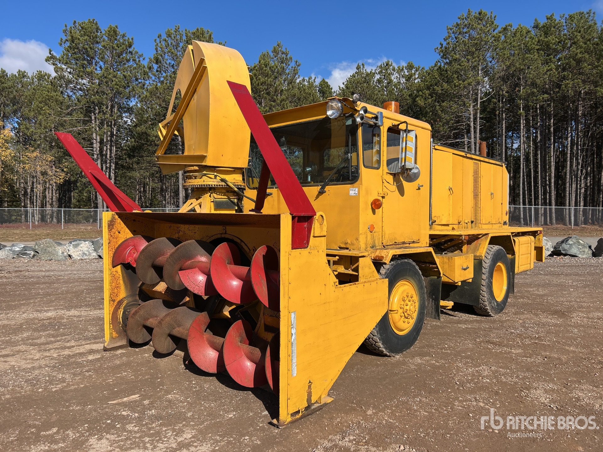 General Appearance with Featured Photo