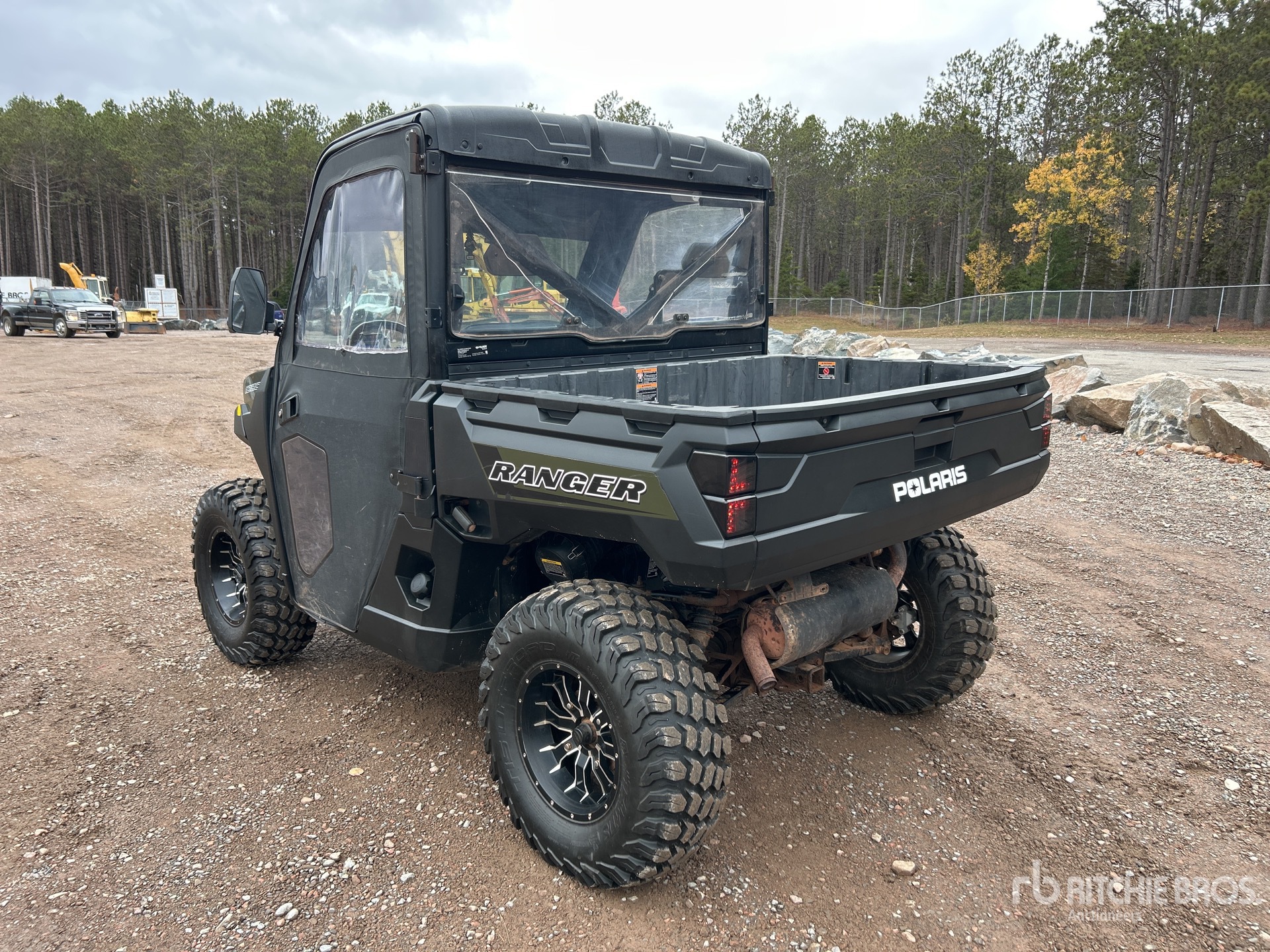 General Appearance with Picture, Left Rear Corner