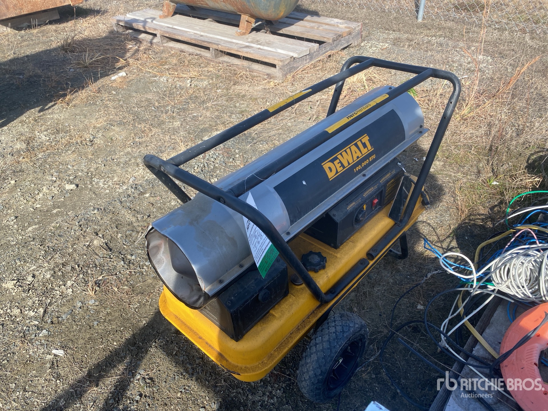 General Appearance with Bild, Ecke hinten rechts