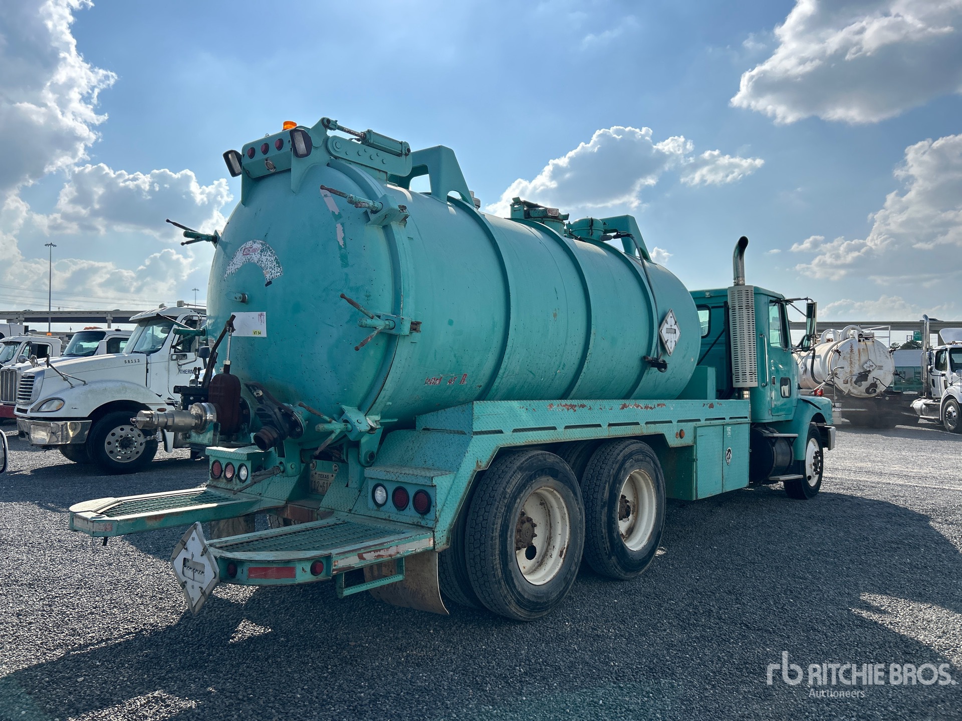 General Appearance with Imagen: esquina trasera derecha