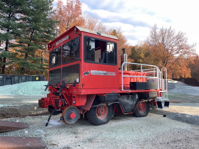 Shuttlewagon SWX420 Rail Car Mover Shuttlewagon SWX420 Rail Car Mover