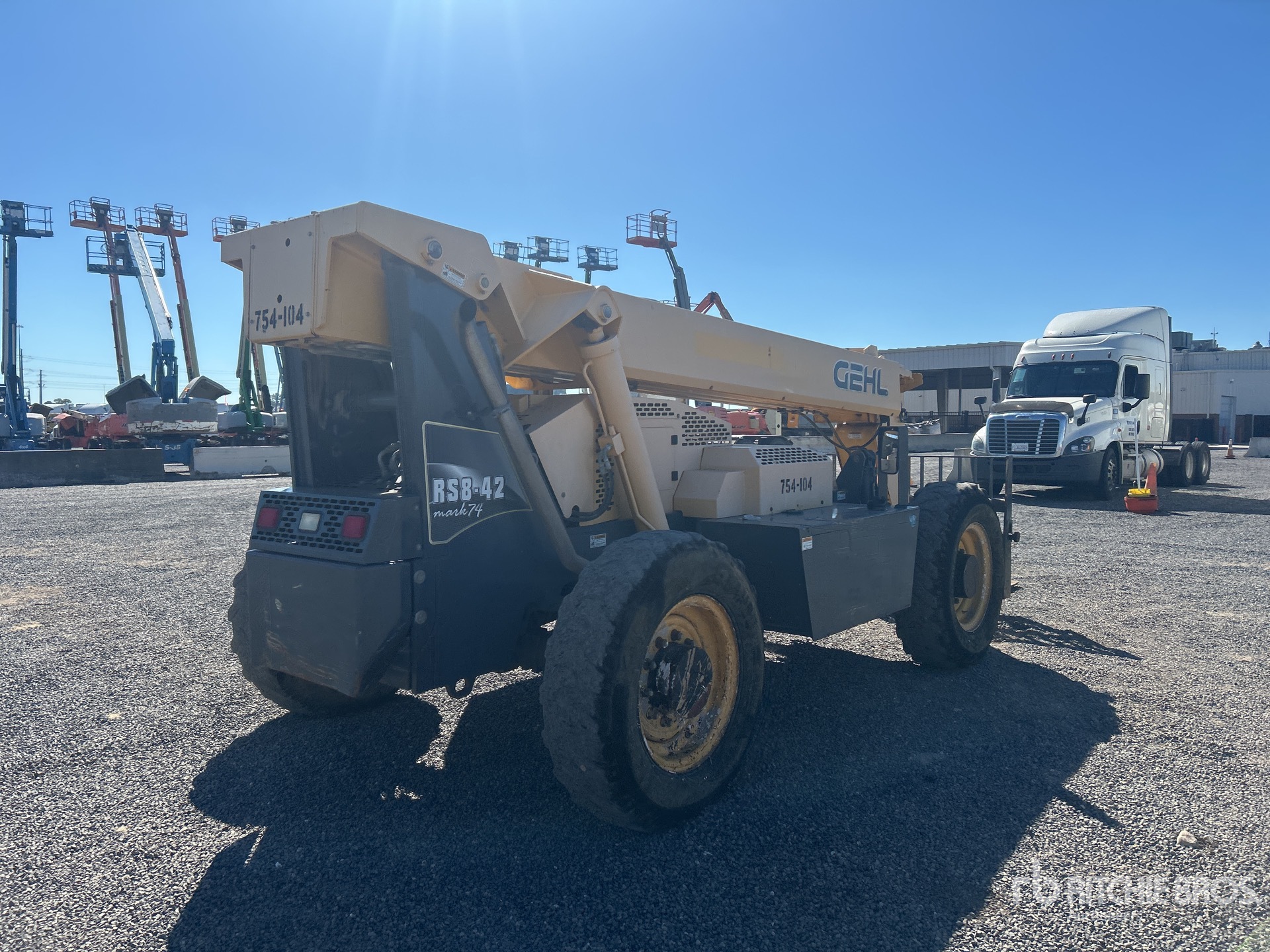 General Appearance with Imagen: esquina trasera derecha