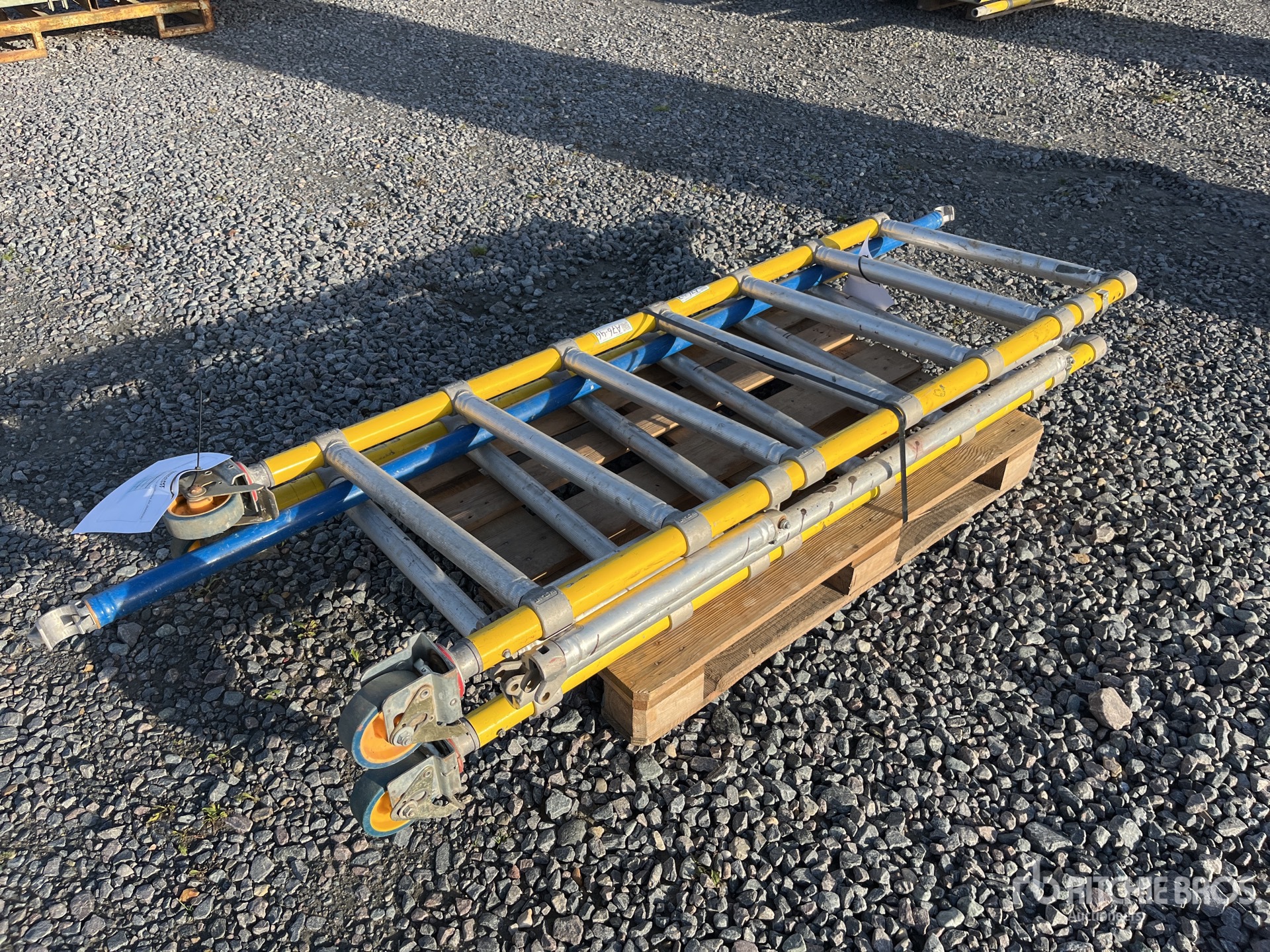 General Appearance with Image, coin arrière droit