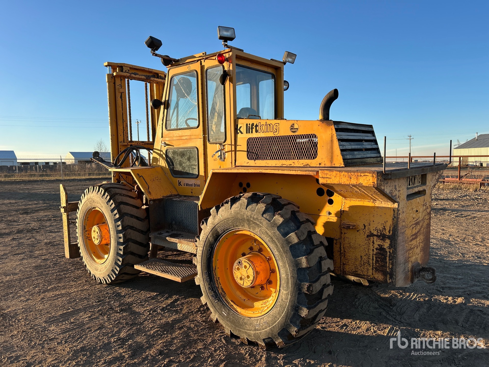 Aspect général with Image, coin arrière gauche