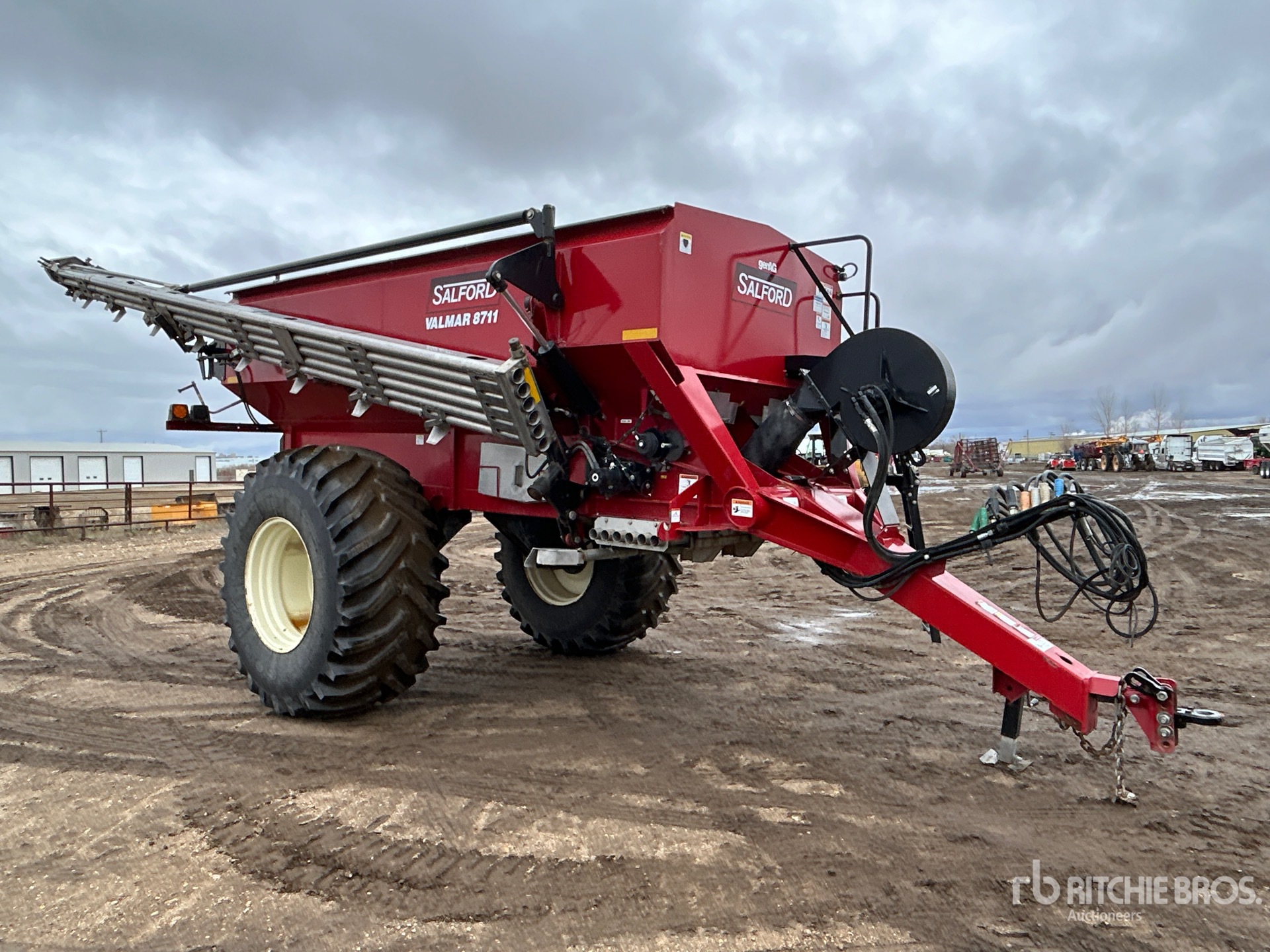 General Appearance with Foto, angolo anteriore destro