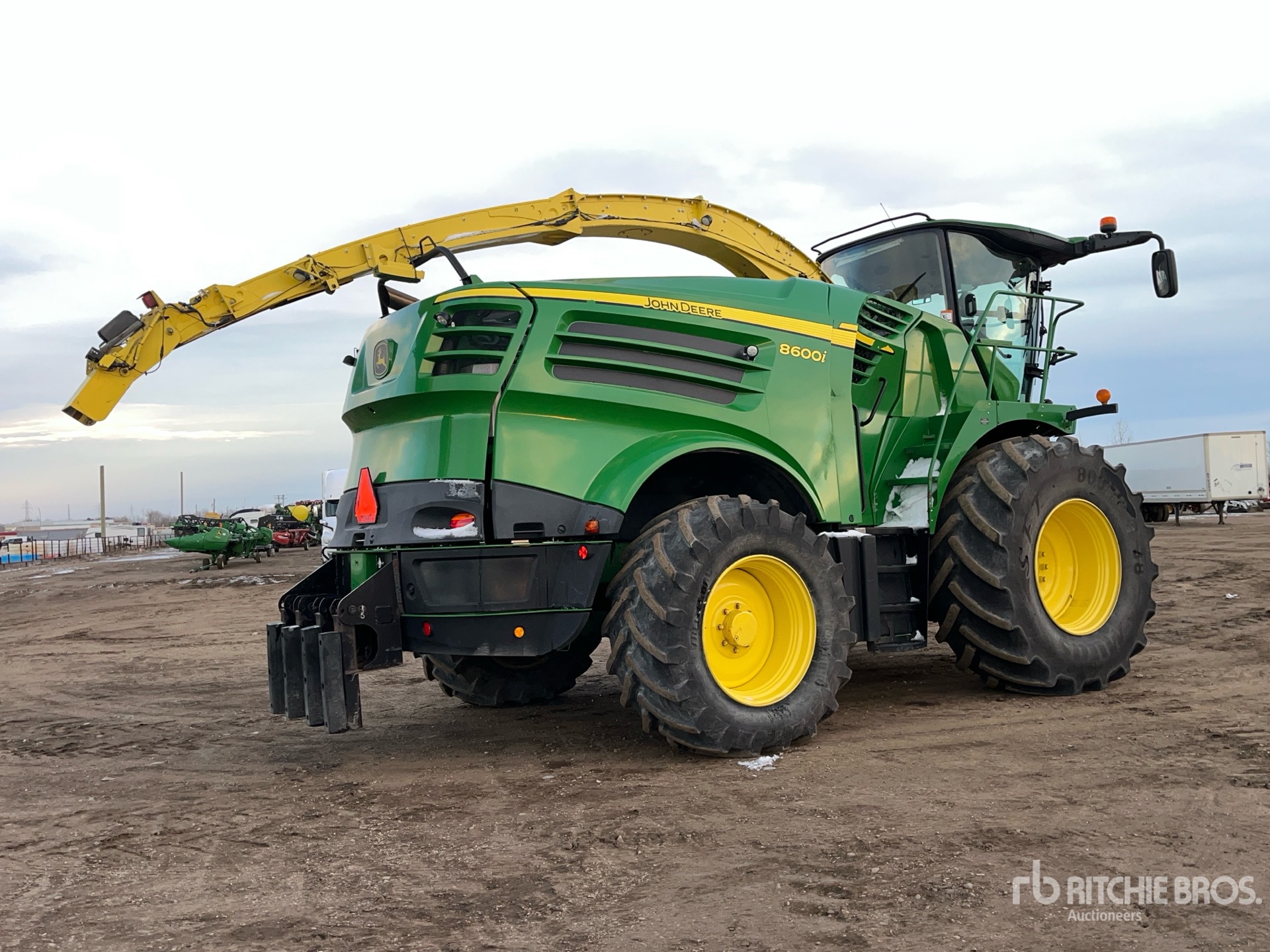 General Appearance with Imagen: esquina trasera derecha